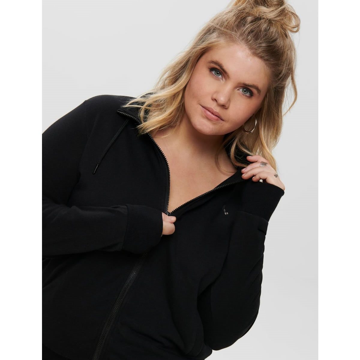 RennerXXL Fleecejacke ONLY Play Curvy Elina günstig online kaufen