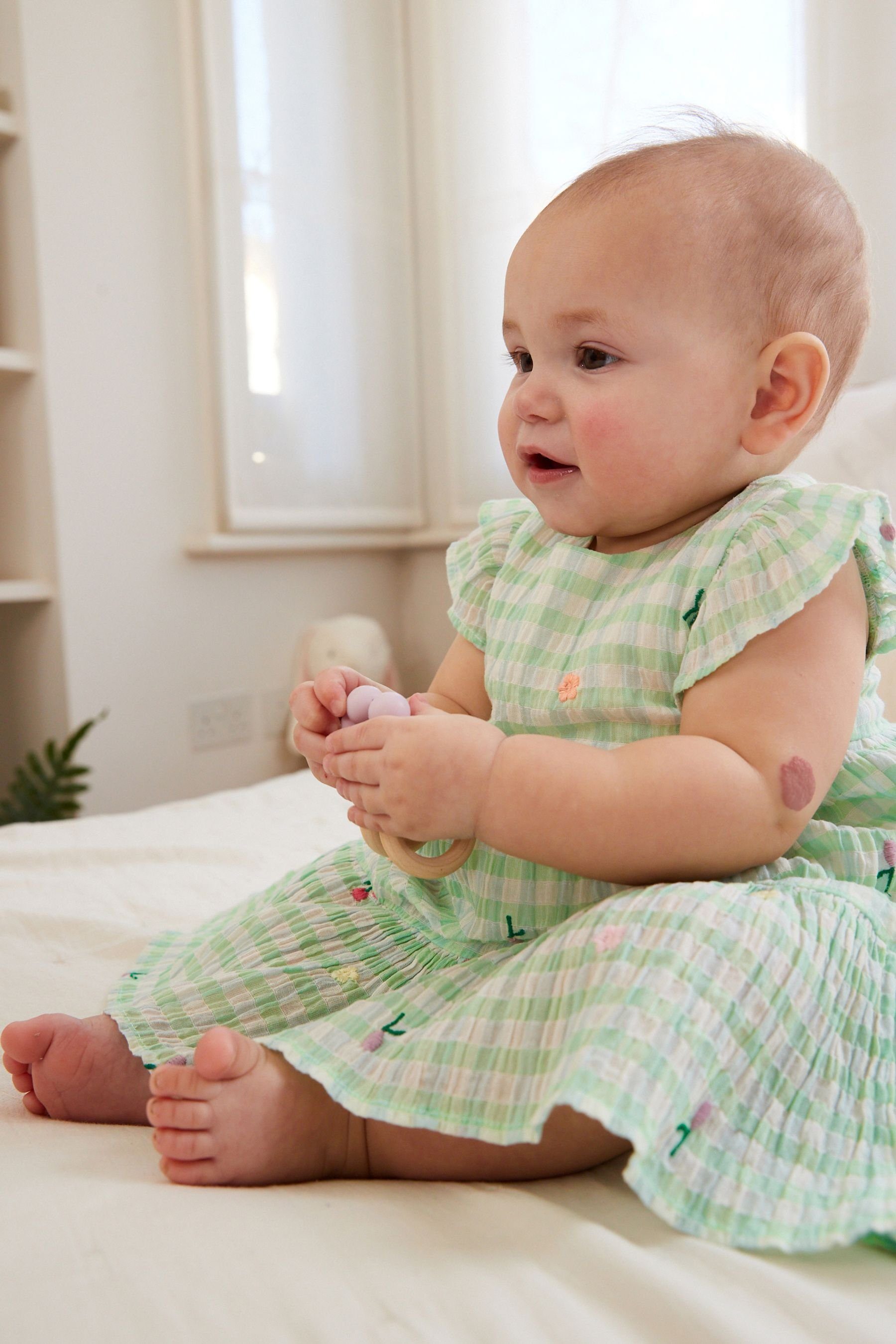 Next Sommerkleid Baby-Kleid Besticktes (1-tlg)