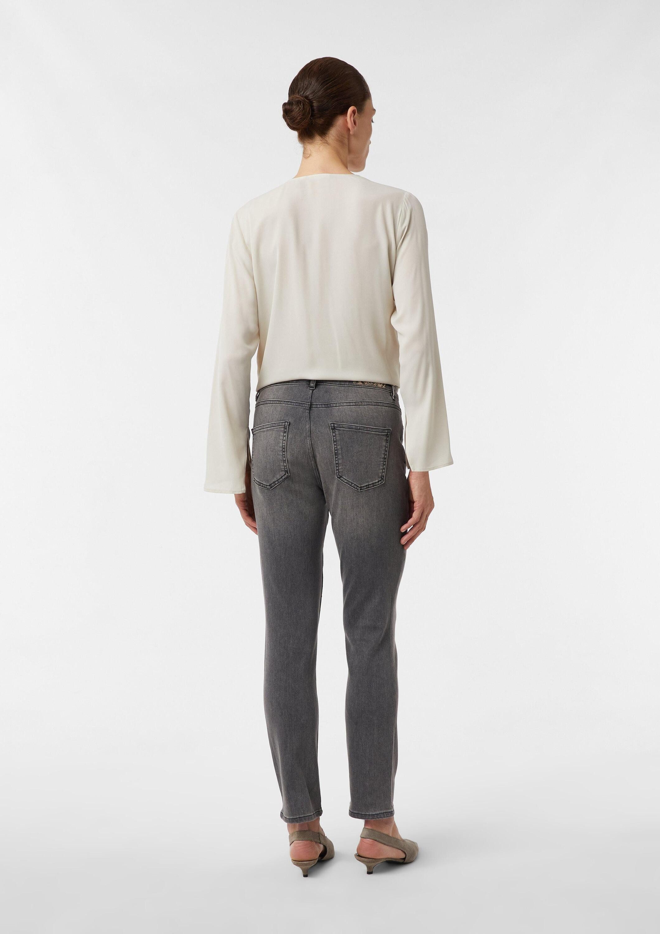 comma Slim-fit-Jeans Jeans-Hose Elastische Slim-Fit-Jeans mit Schmuckknopf