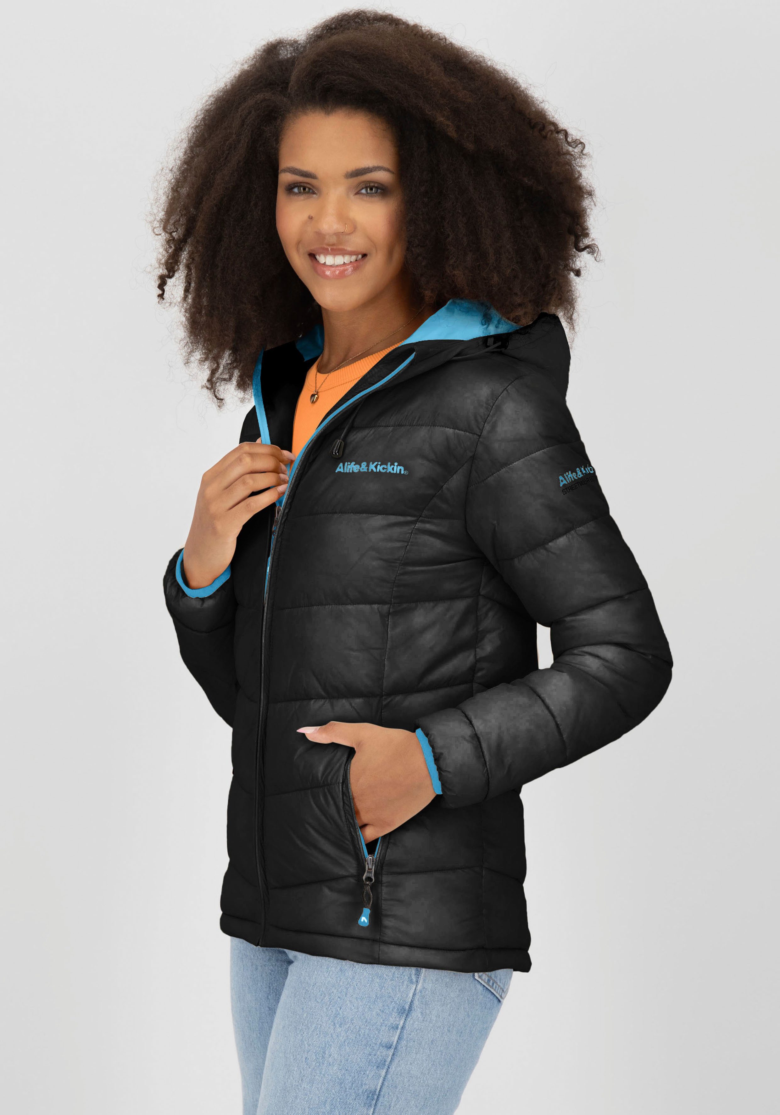 Alife & Kickin Steppjacke AndriaAK leichte, taillierte Übergangsjacke mit breiter Steppung und Kapuze – Bild 2 von 5