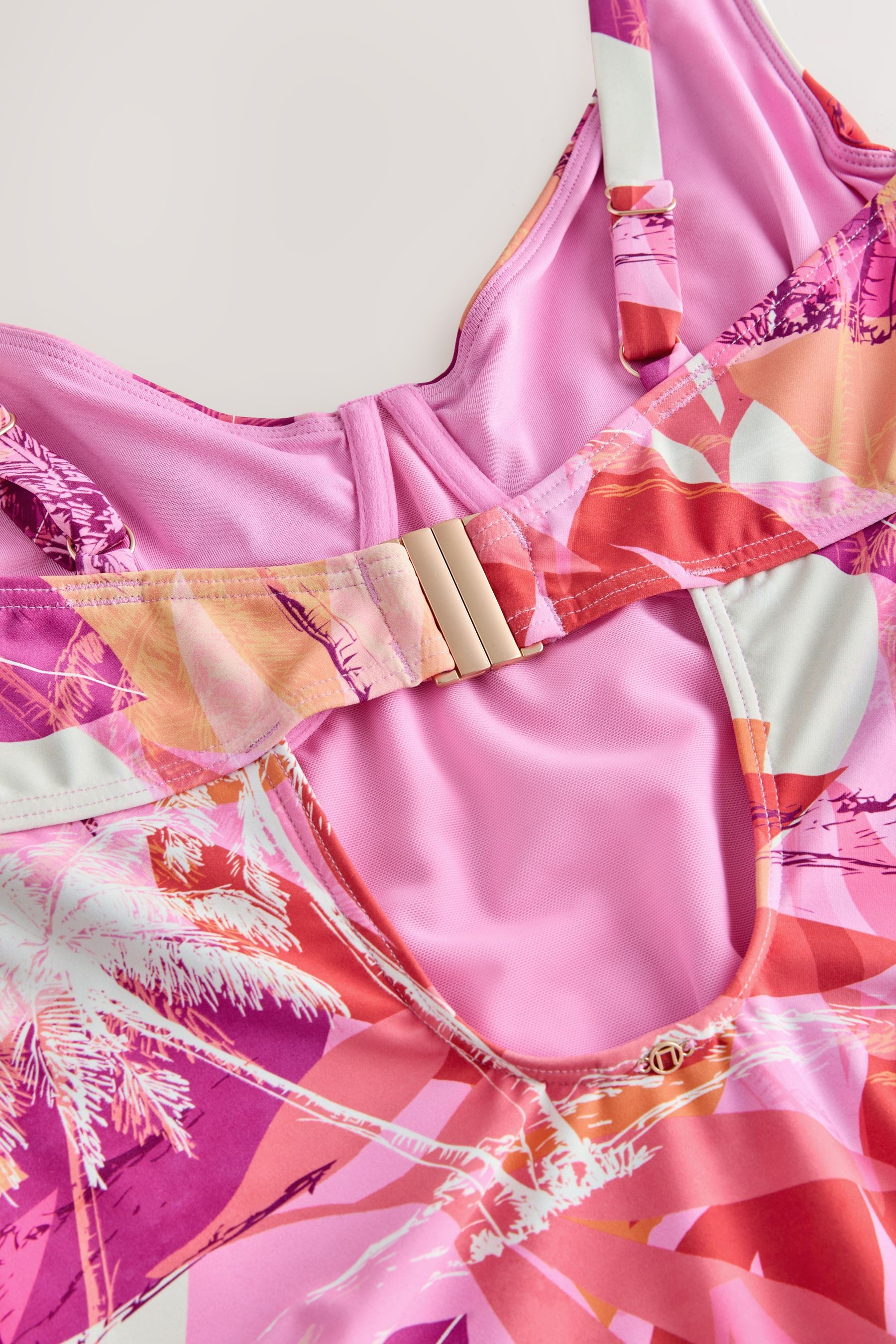 Next Badeanzug Tummy Control DD+ Badeanzug mit Bügel (1-St)
