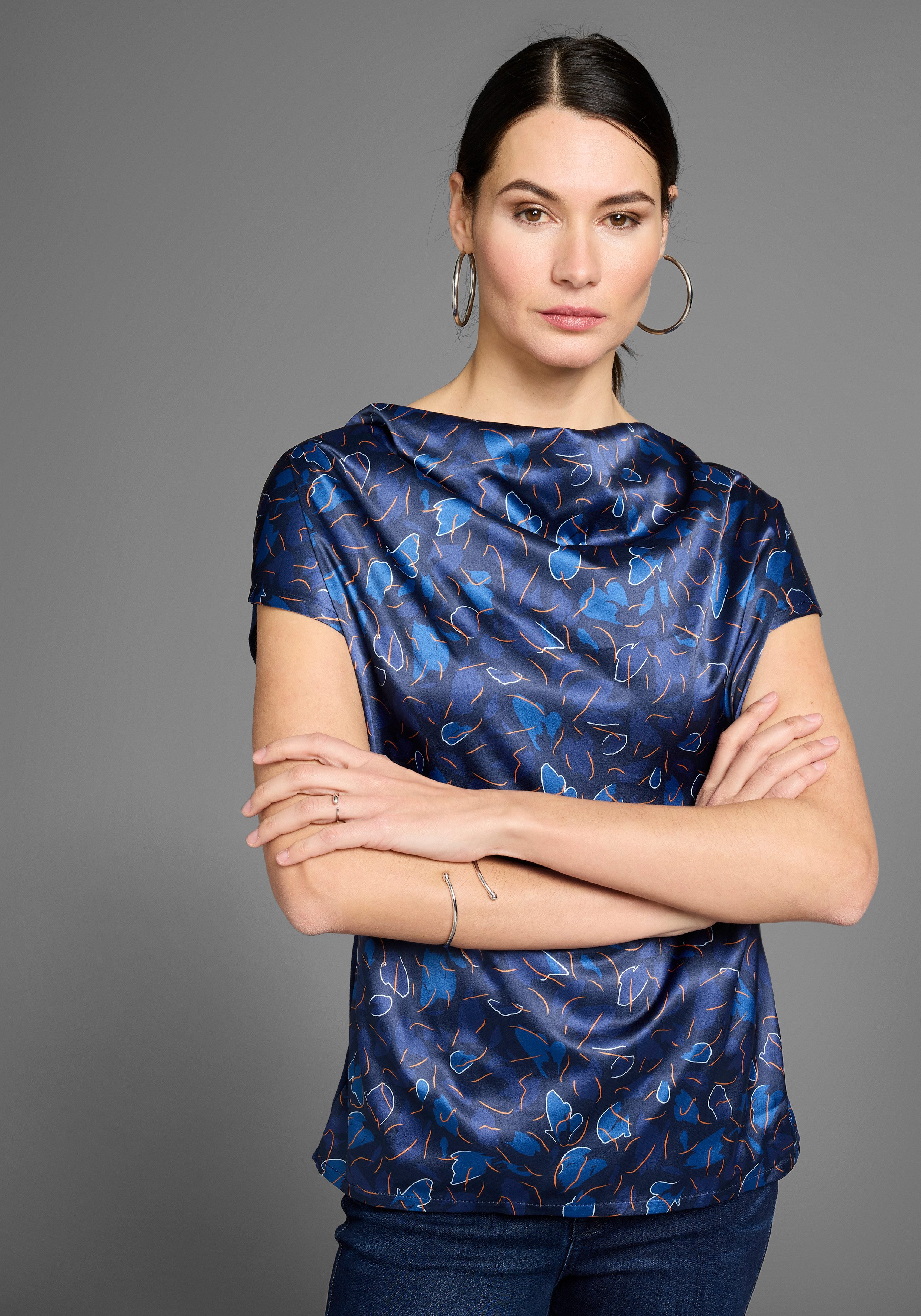HECHTER PARIS Shirtbluse mit Wasserfallausschnitt und Satinfront günstig online kaufen