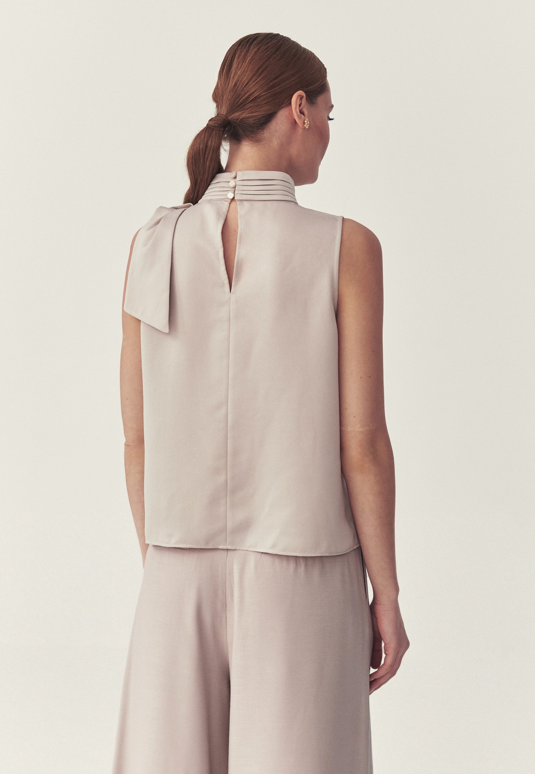 TATUUM Klassische Bluse Satin-Turtleneck Blouse - Lorita