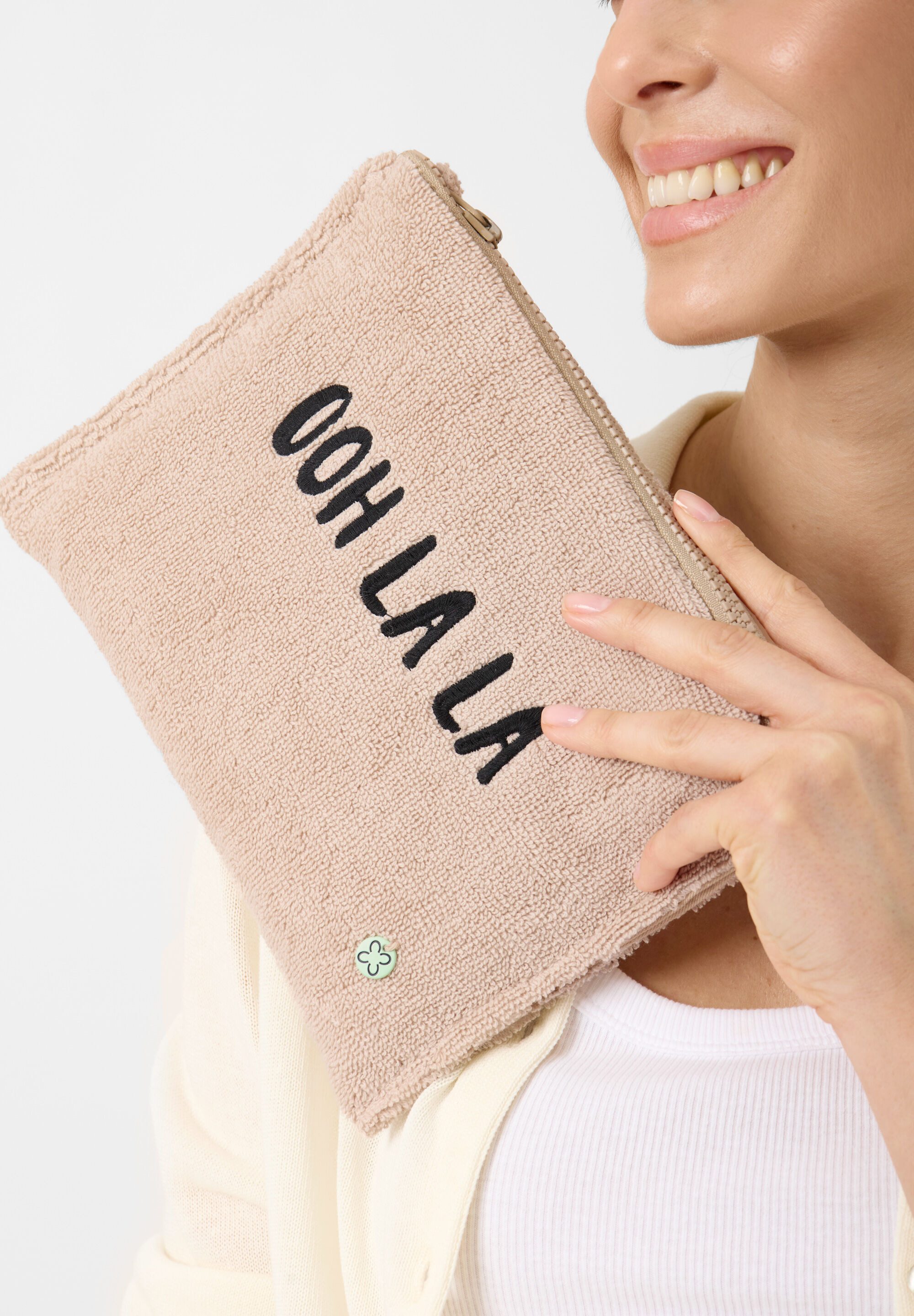 Codello Kosmetiktasche, mit Stickerei