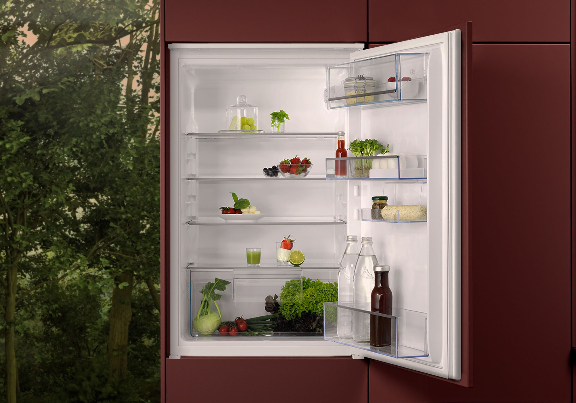 AEG Einbaukühlschrank 5000 TSK50882DS, 87,3 cm hoch, 54,8 cm breit, 88cm kompakt: cleverer Stauraum mit flexiblen Glasablagen für Getränke