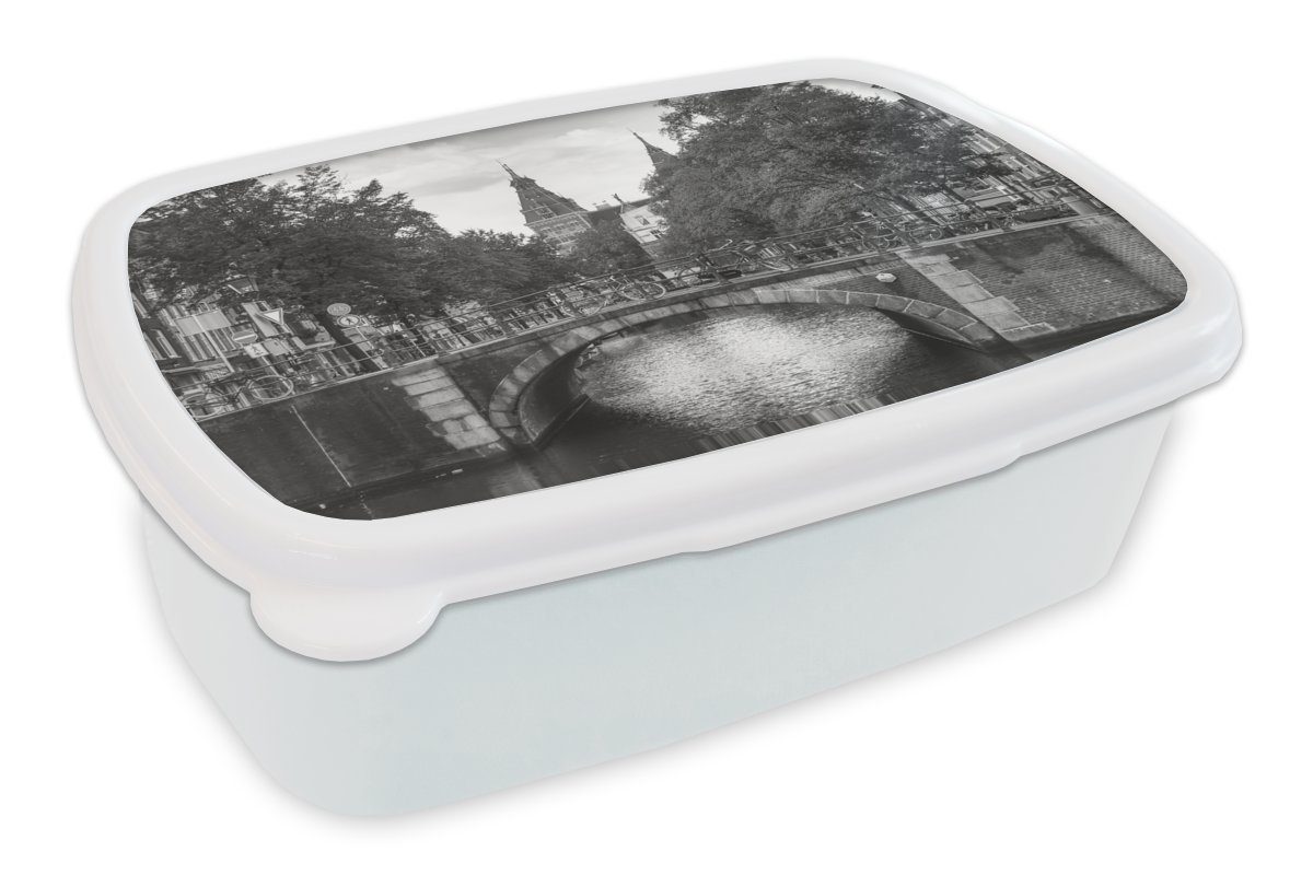 MuchoWow Lunchbox Brücke über die Prinsengracht in Amsterdam - schwarz und weiß, Kunststoff, (2-tlg), Brotbox für Kinder und Erwachsene, Brotdose, für Jungs und Mädchen