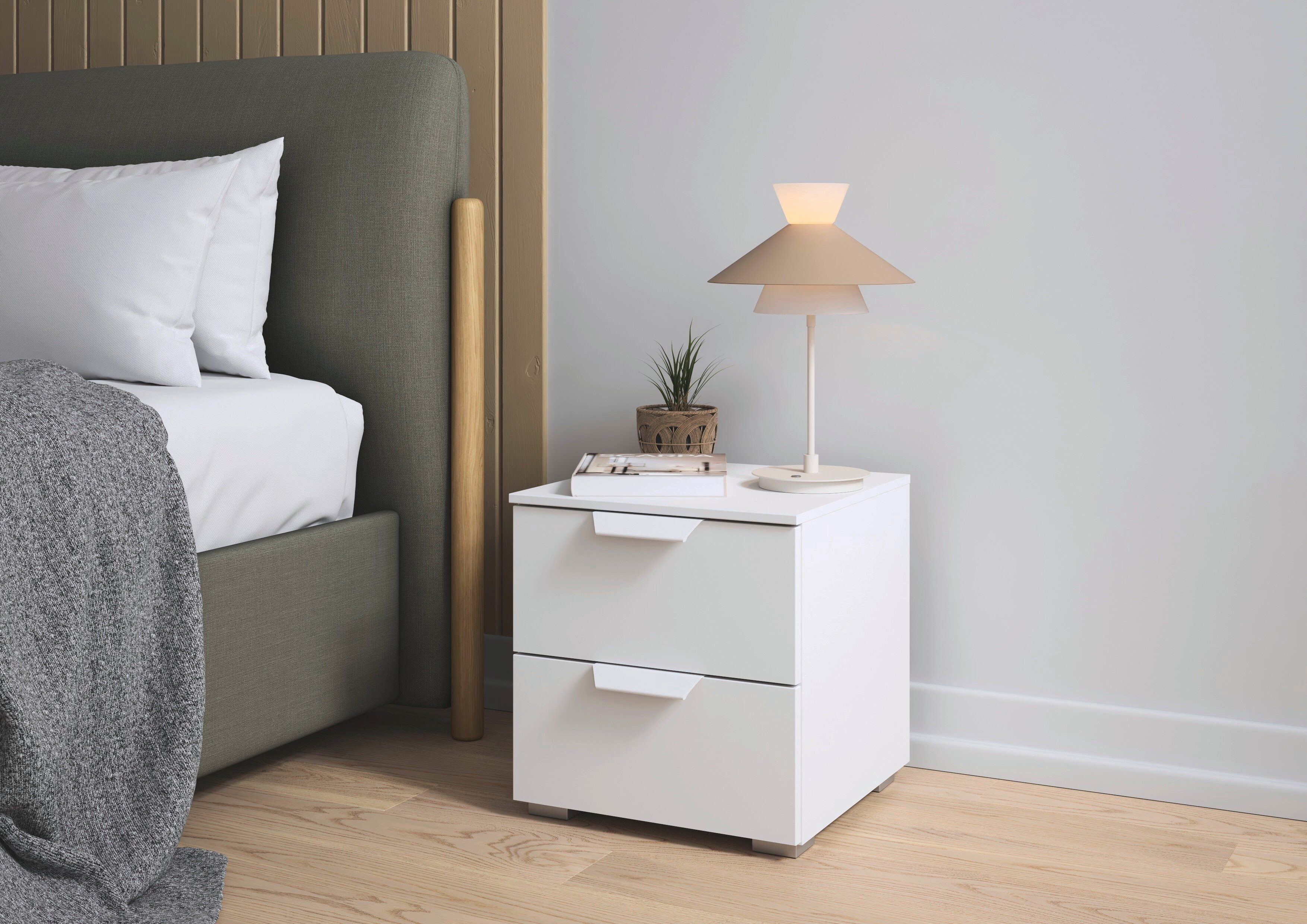 rauch Nachtkommode Nachttisch Nachtkonsole COSTA Set mit farblich passenden Metallgriffen (2 St., in 2 Griff-Farben, Breite je 40 cm), je zwei geräumige Schubladen MADE IN GERMANY