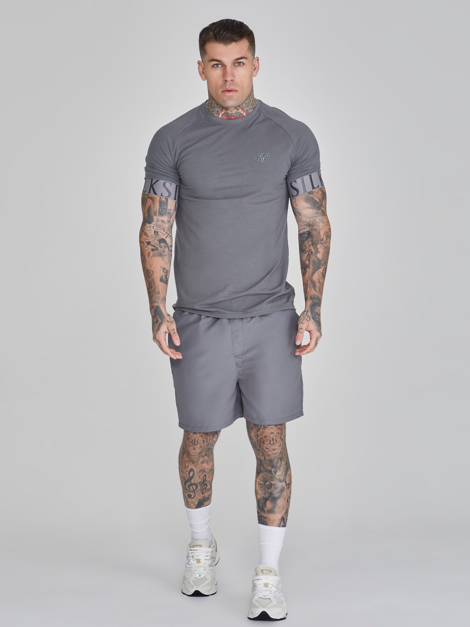 Siksilk T-Shirt SikSilk Herren Graues Tech T-Shirt günstig online kaufen