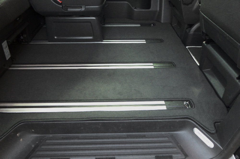 DSX Kofferraummatte Kofferraum Teppich Fußmatte Velour passend für VW T5 T6 T6.1 Multivan, für VW T5 Multivan Multivan, mit 1 Schiebetür 4 Schienen (ohne Schiebetisch)