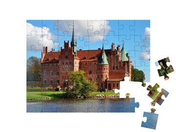 puzzleYOU Puzzle Schloss Egeskov, ein Wahrzeichen in Dänemark, 48 Puzzleteile, puzzleYOU-Kollektionen Dänemark, Skandinavien