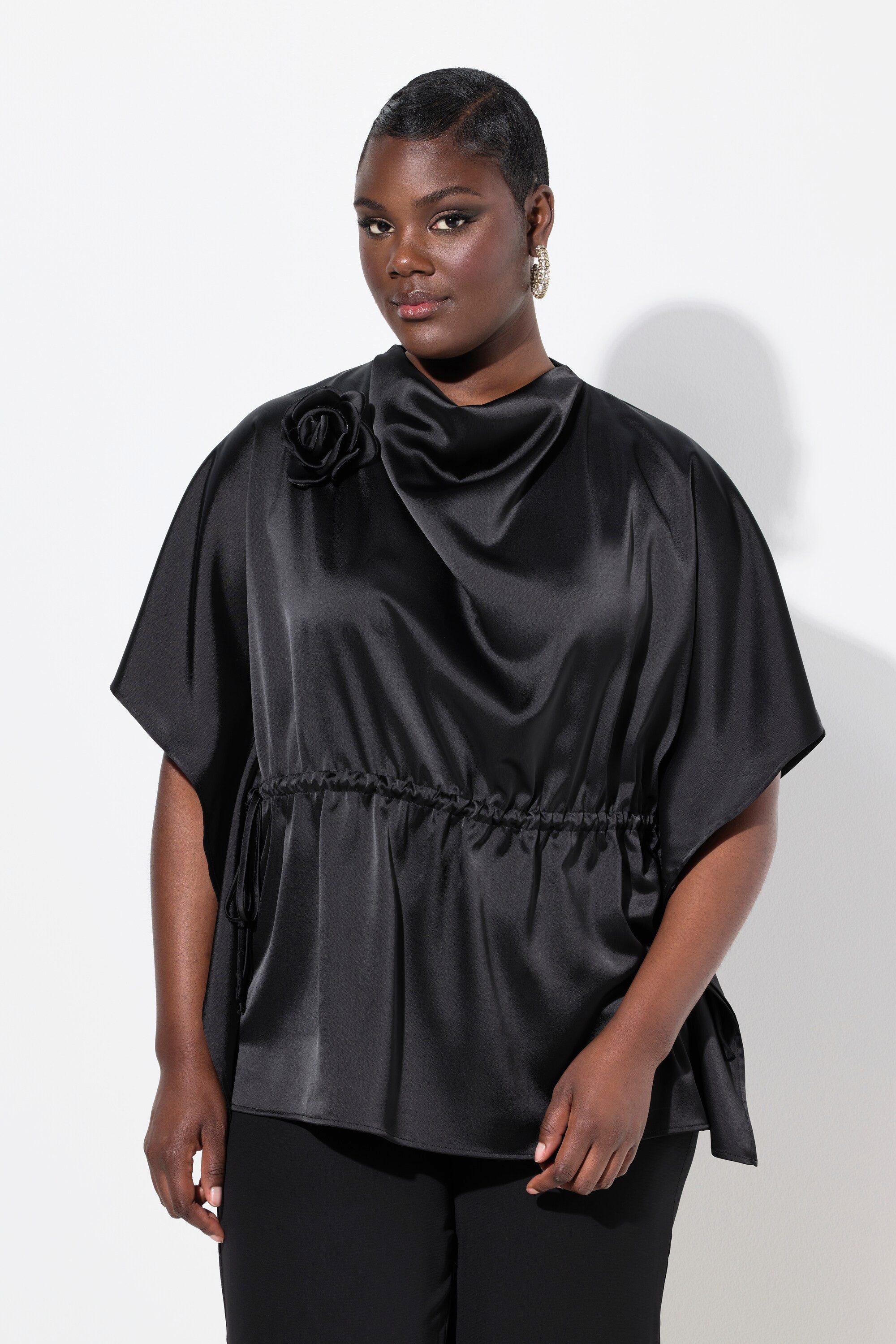 Tunika Shirtbluse oversized Wasserfall-Ausschnitt Halbarm