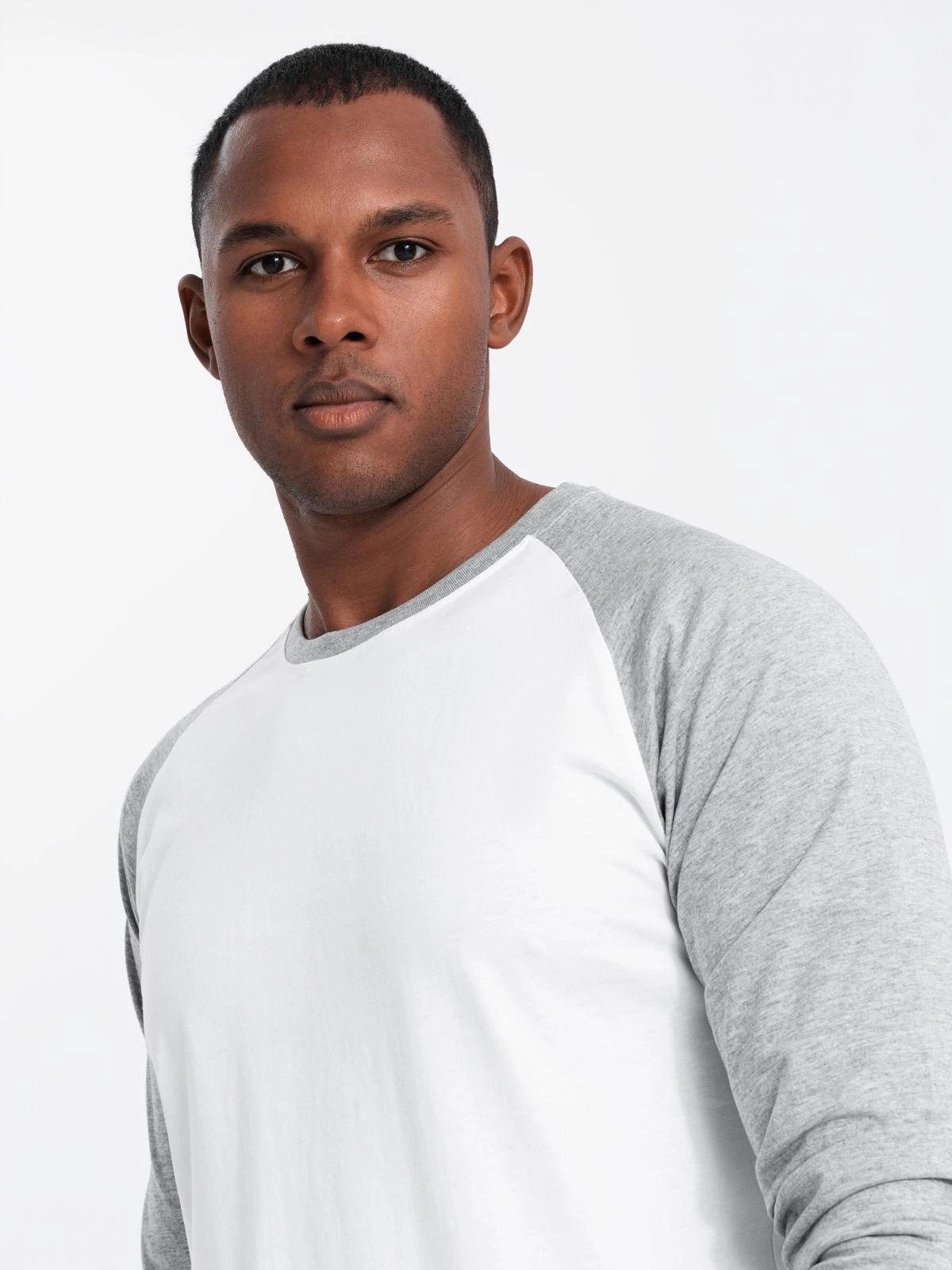 OMBRE Longsleeve Longsleeve für Männer mit kontrastierenden Raglanärmeln günstig online kaufen