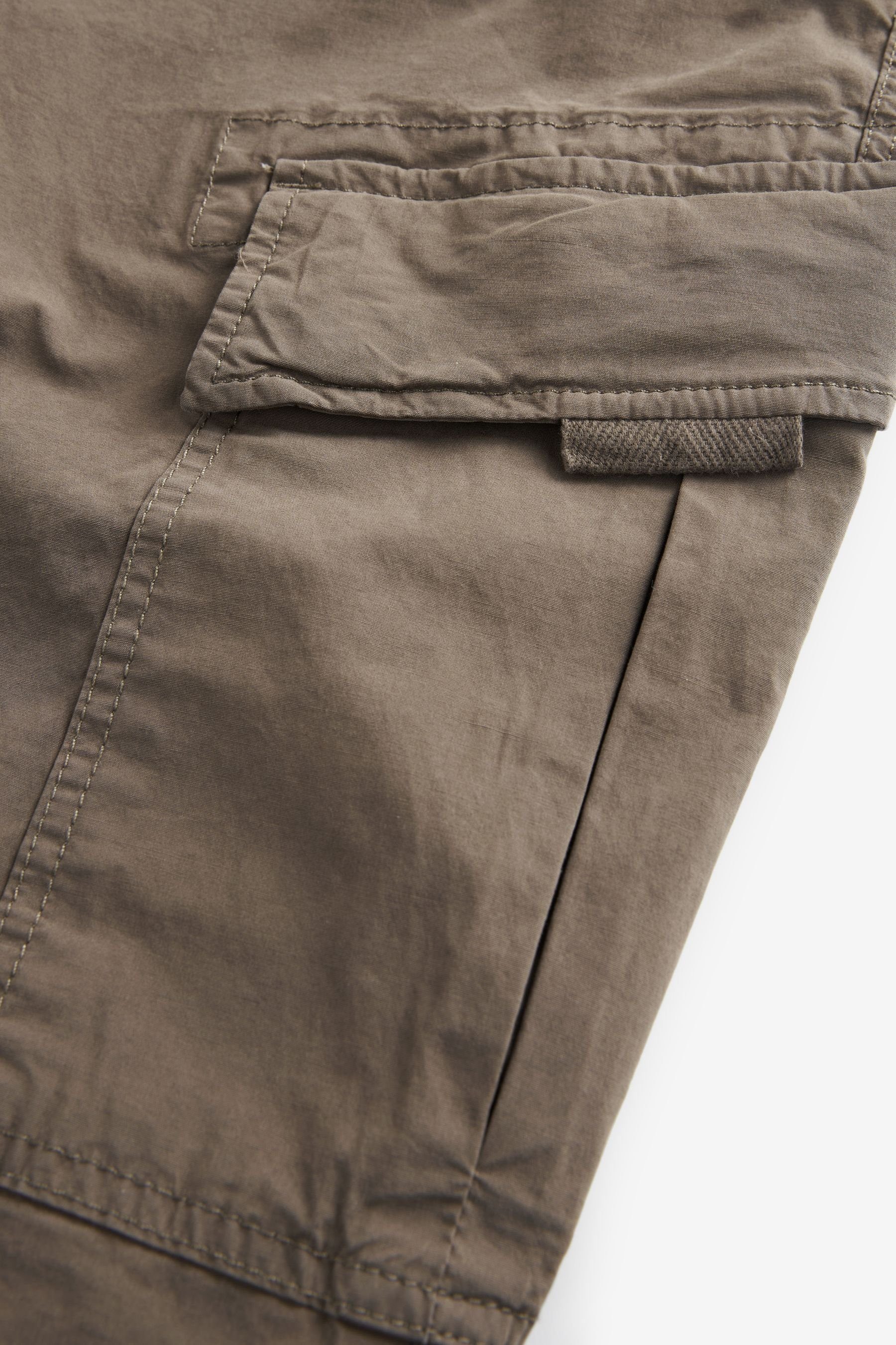 Next Cargohose Utility-Cargohose mit Stretch (1-tlg) Regular Brown – Mushroom Tapered