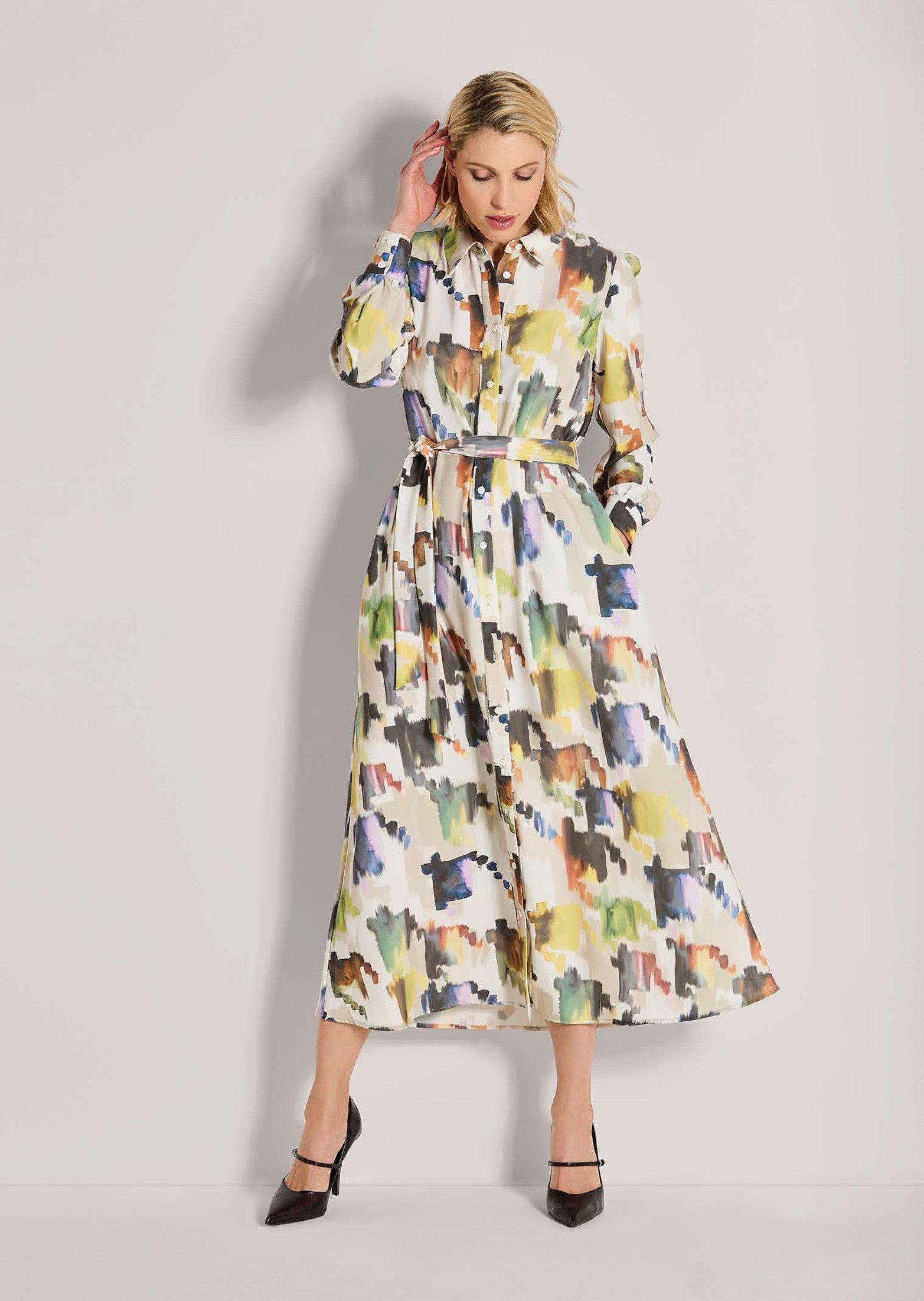 MADELEINE Midikleid Modernes Hemdblusenkleid mit Taillengürtel Langarmkleid mit Ethno-Muster und Hemdkragen