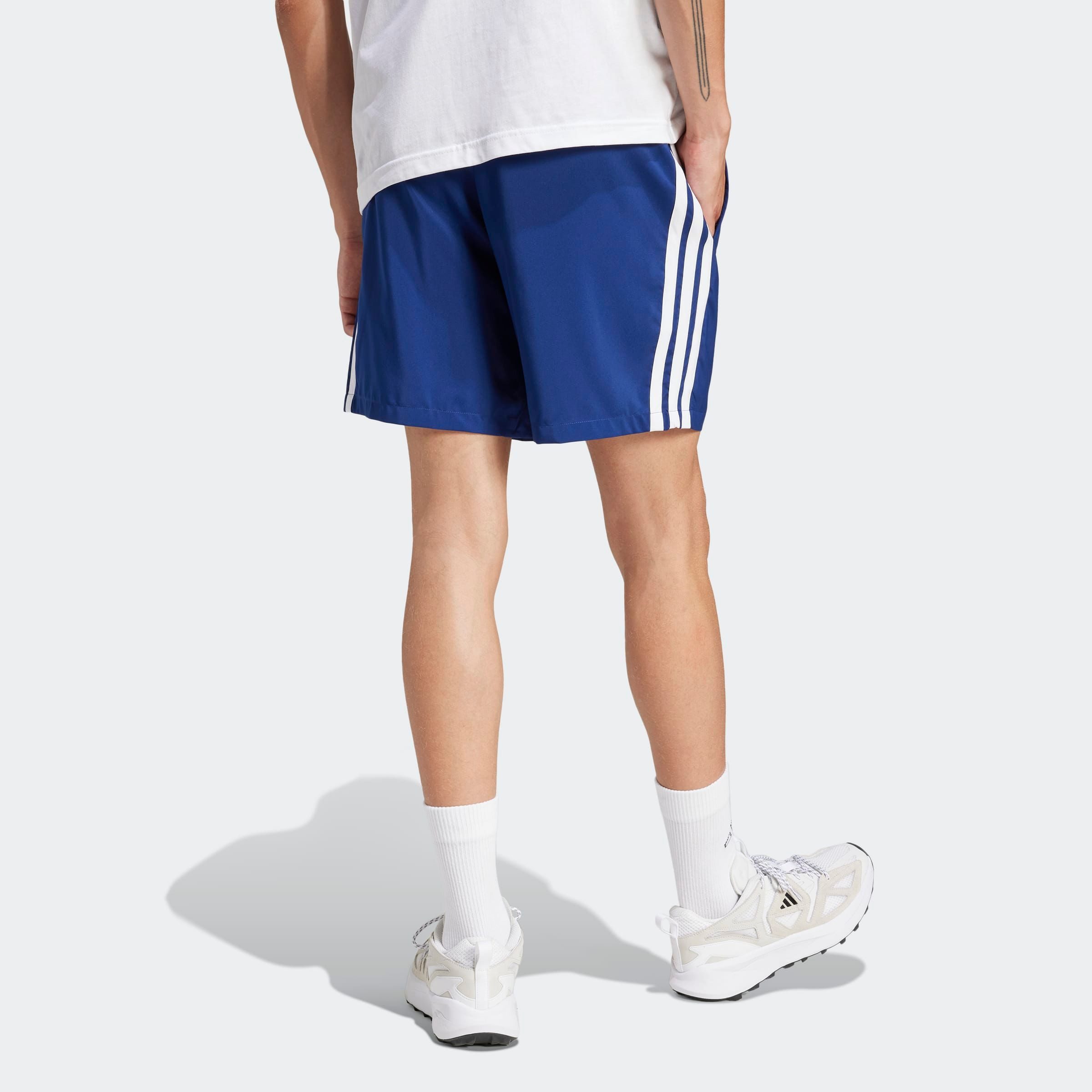 adidas Sportswear Shorts ESSENTIALS 3-STREIFEN CHELSEA mit 3-Streifen an den Seiten, für Laufen und Sportmode
