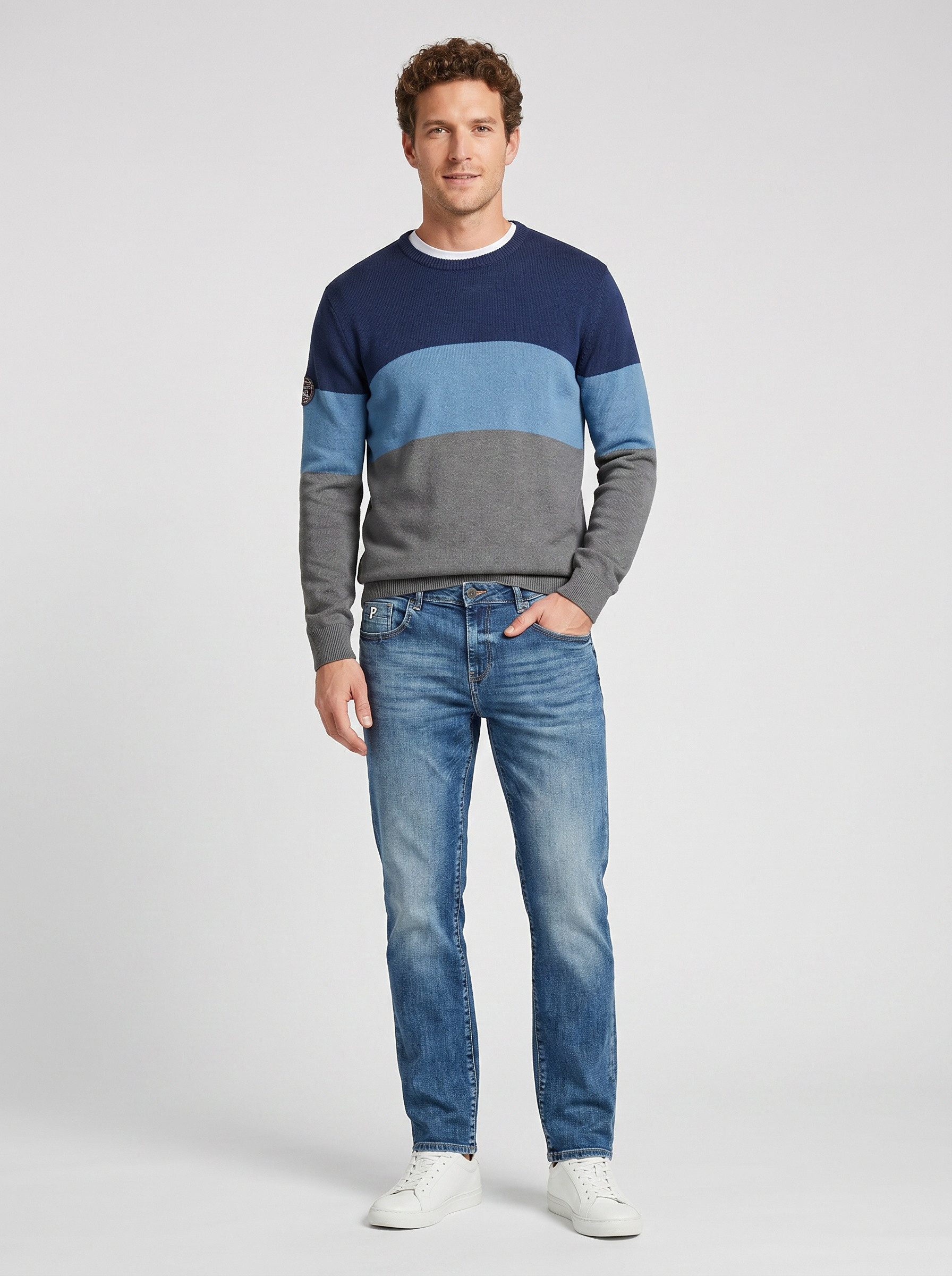 Zum Outfit 7