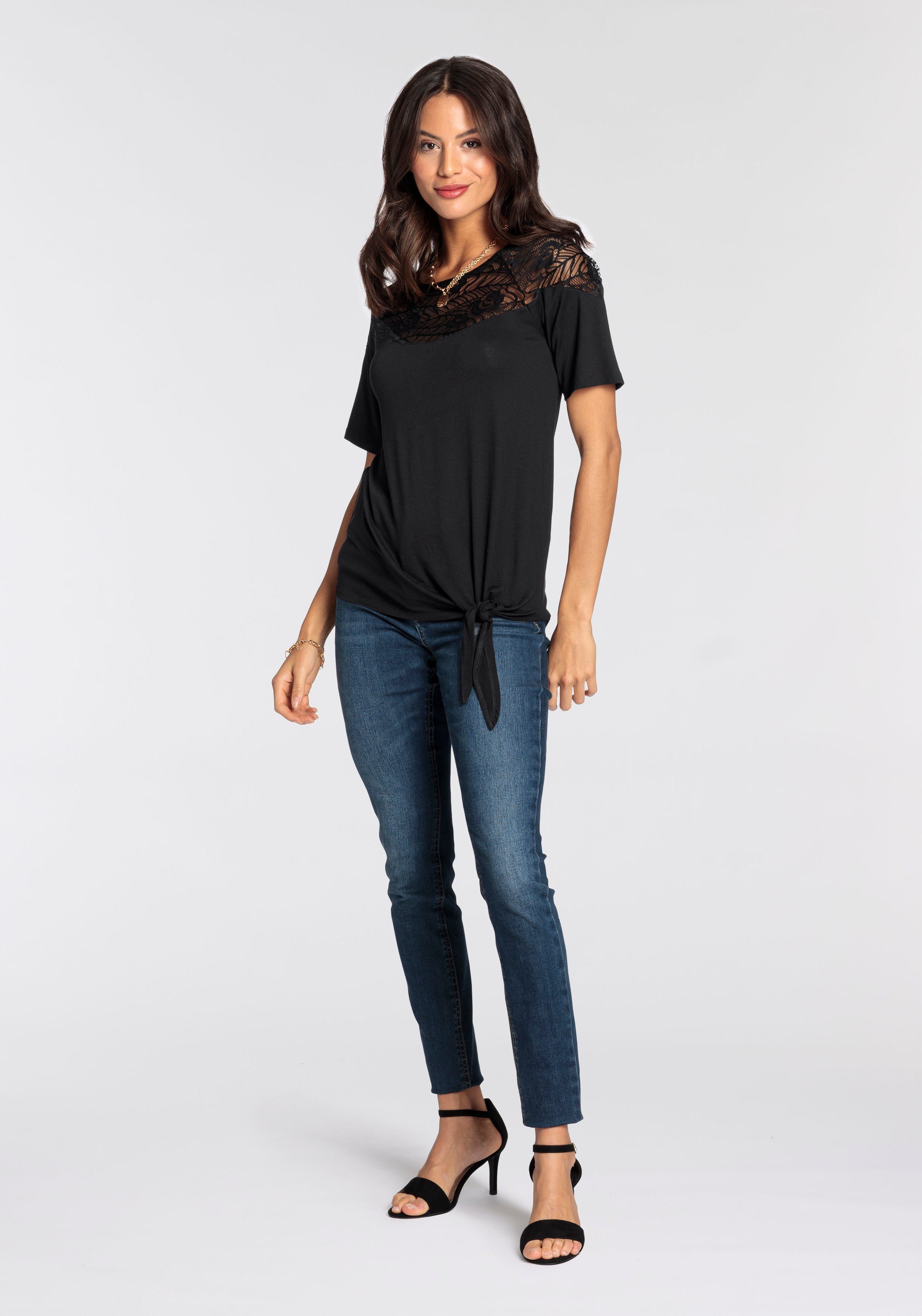 Laura Scott Wickelshirt halbarm, figurumspielende Passform, aus Single Jersey und Spitze