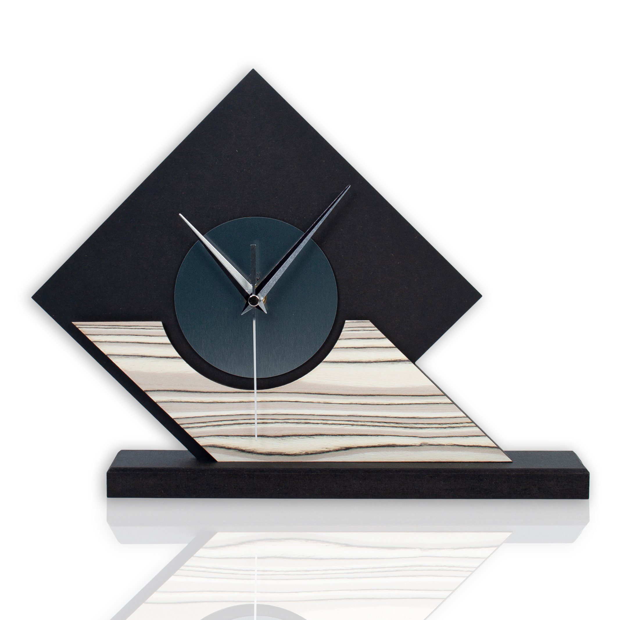 Kreative Feder Standuhr Holz-Tischuhr mit stilvollen Akzenten aus Echtholzfurnier & Aluminium, Handarbeit Made in Germany; Hergestellt in Deutschland