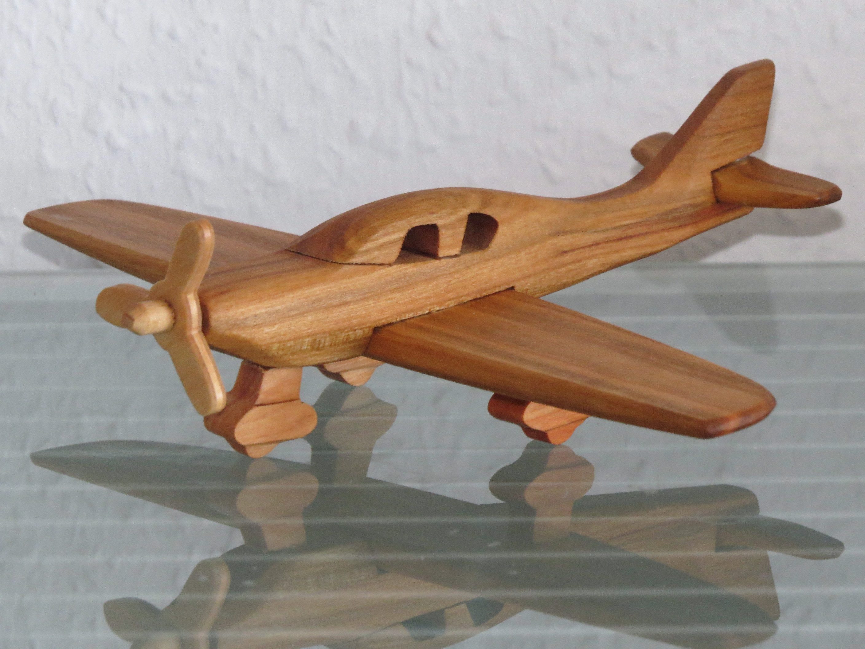 Holzprodukte Spielzeug-Flugzeug Flugzeug Flieger Privatjet Kleinflugzeug Je günstig online kaufen