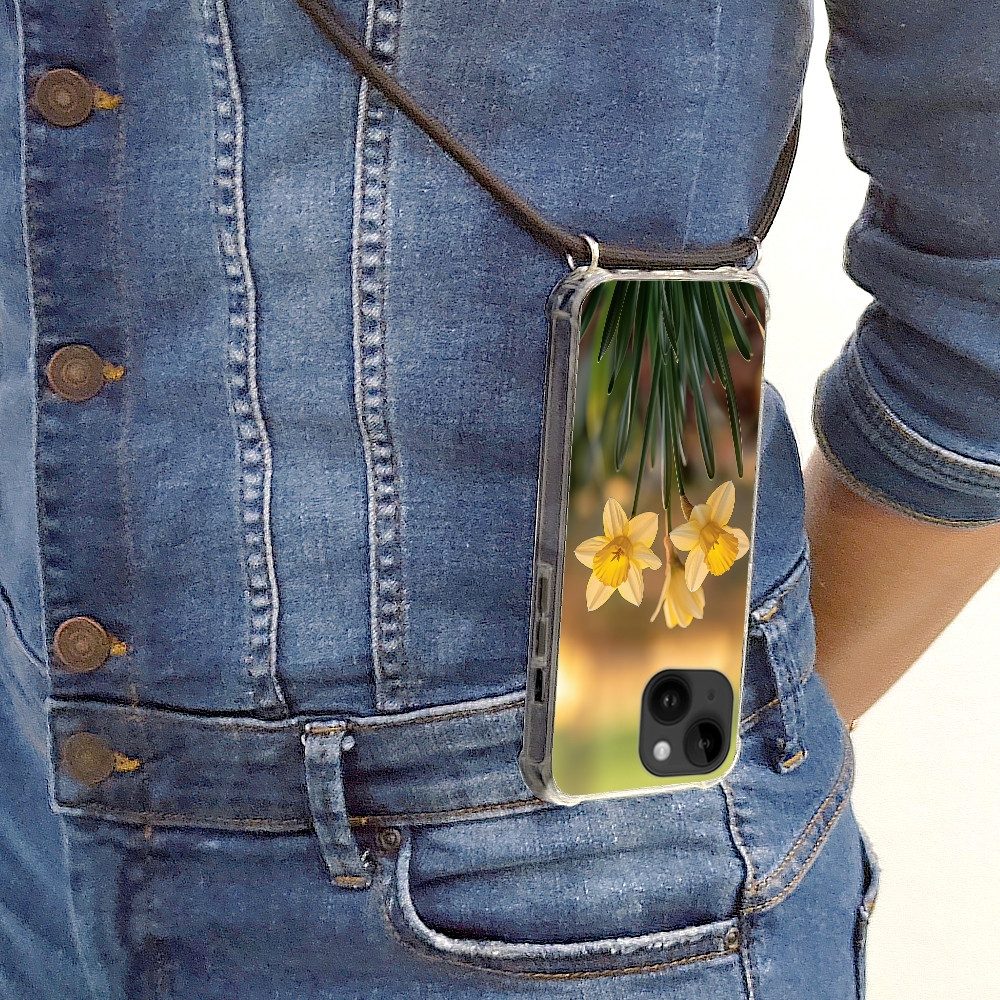 MuchoWow Handyhülle für Apple iPhone 14 Blumen - Gelb - Unscharf, Tragbare Handyhüllen mit Kette zum umhängen, Handykette Handyband