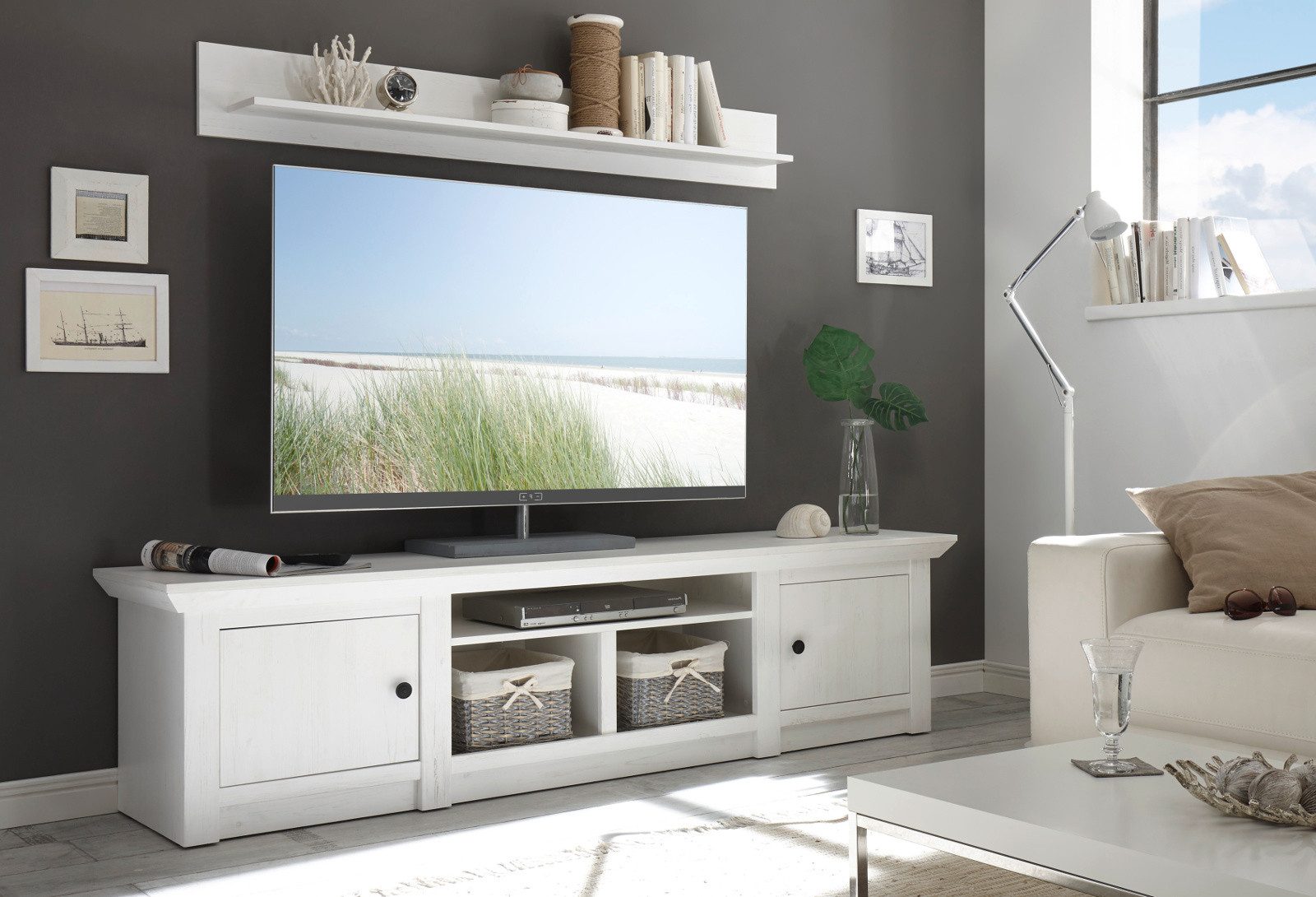 Furn.Design Lowboard Hooge (TV Unterschrank in Pinie weiß Landhaus, 2-türig günstig online kaufen