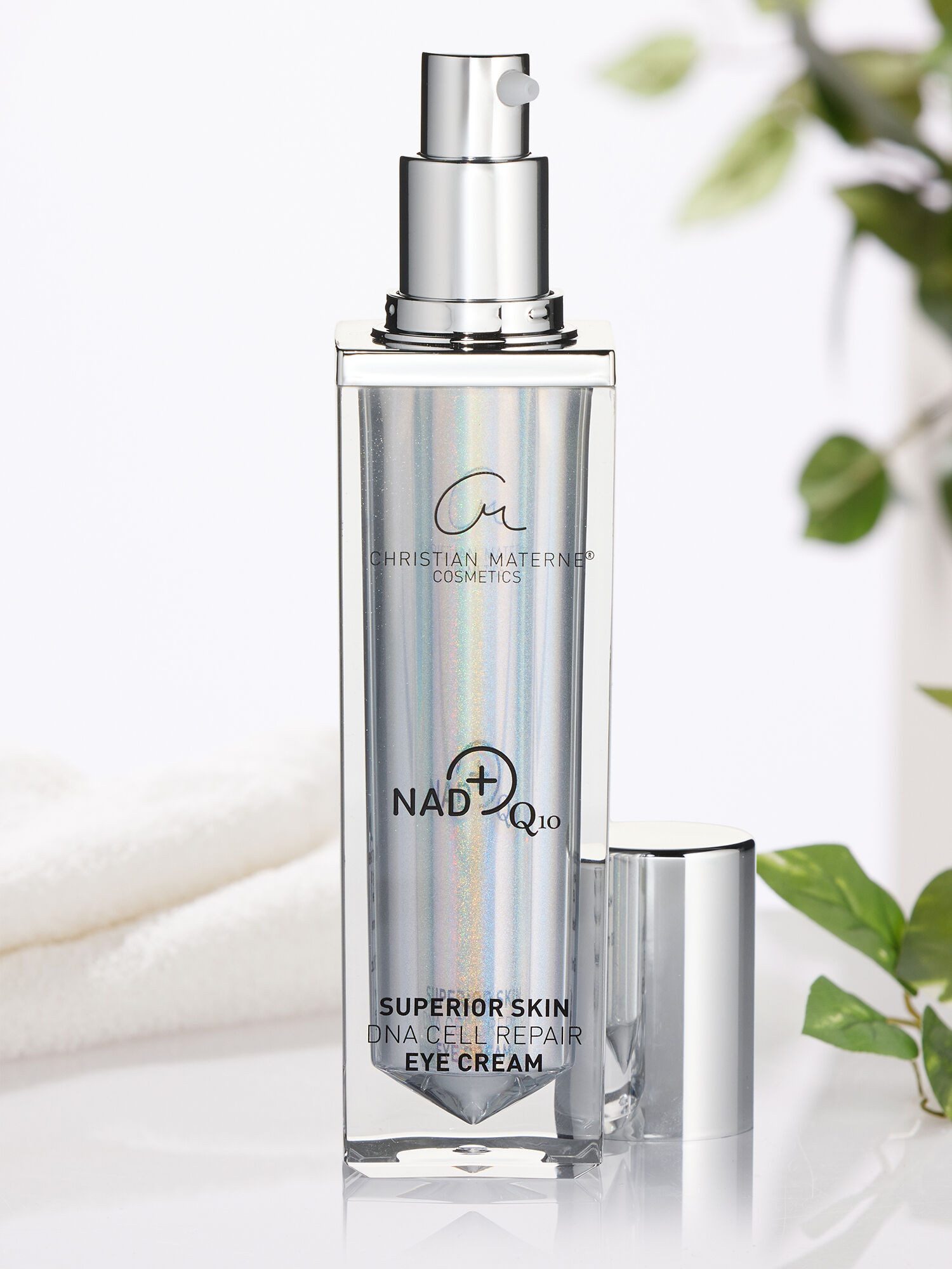 Christian Materne Feuchtigkeitscreme NAD+ Q10 Augencreme – Anti-Aging Eye Cream, gegen Falten, Schwellungen & Augenringe, mit Peptiden & straffend