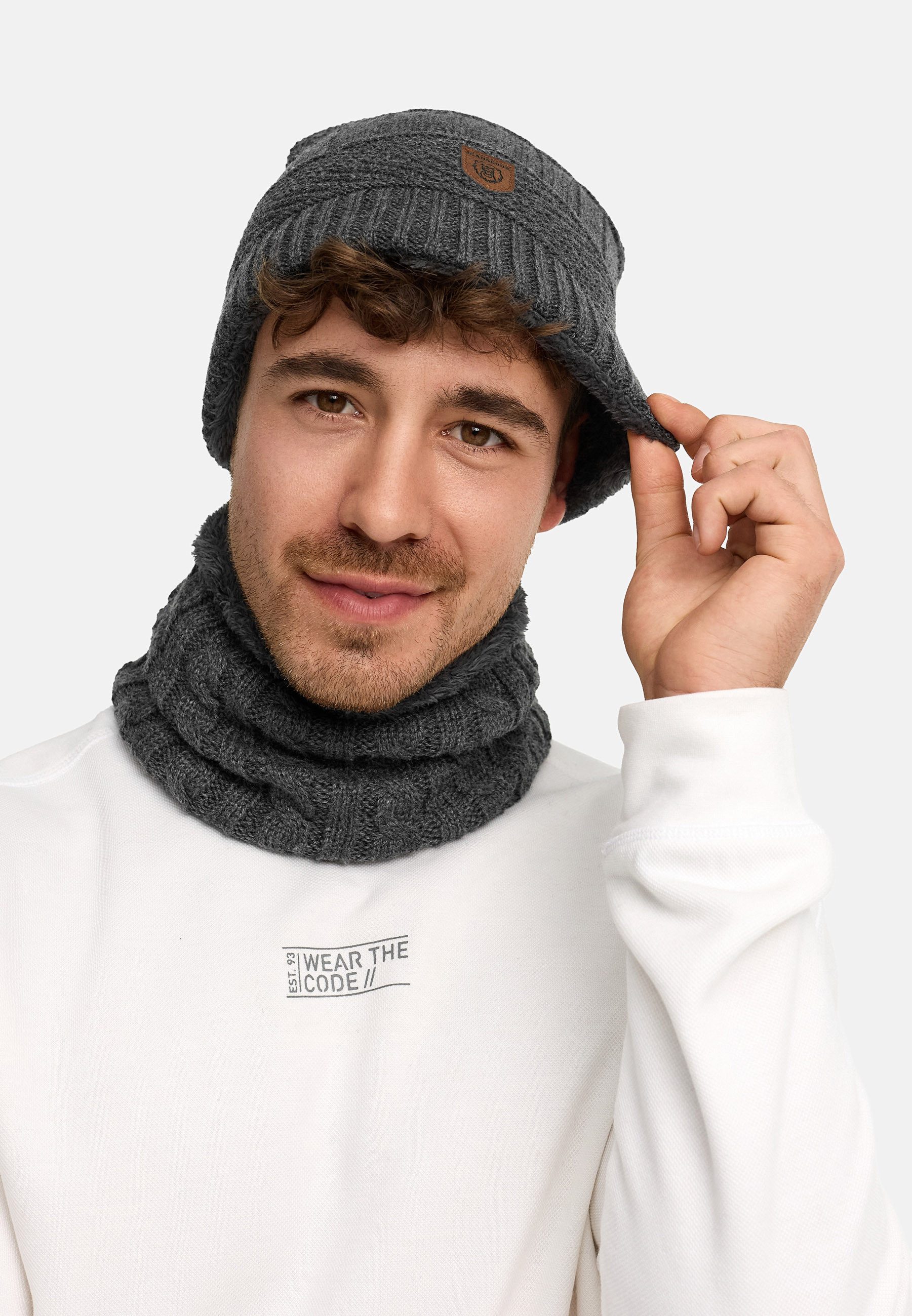 Indicode Strickmütze Herren Siracusa Strickmütze Herrenmütze Set (2-St) Set aus Mütze & Schal