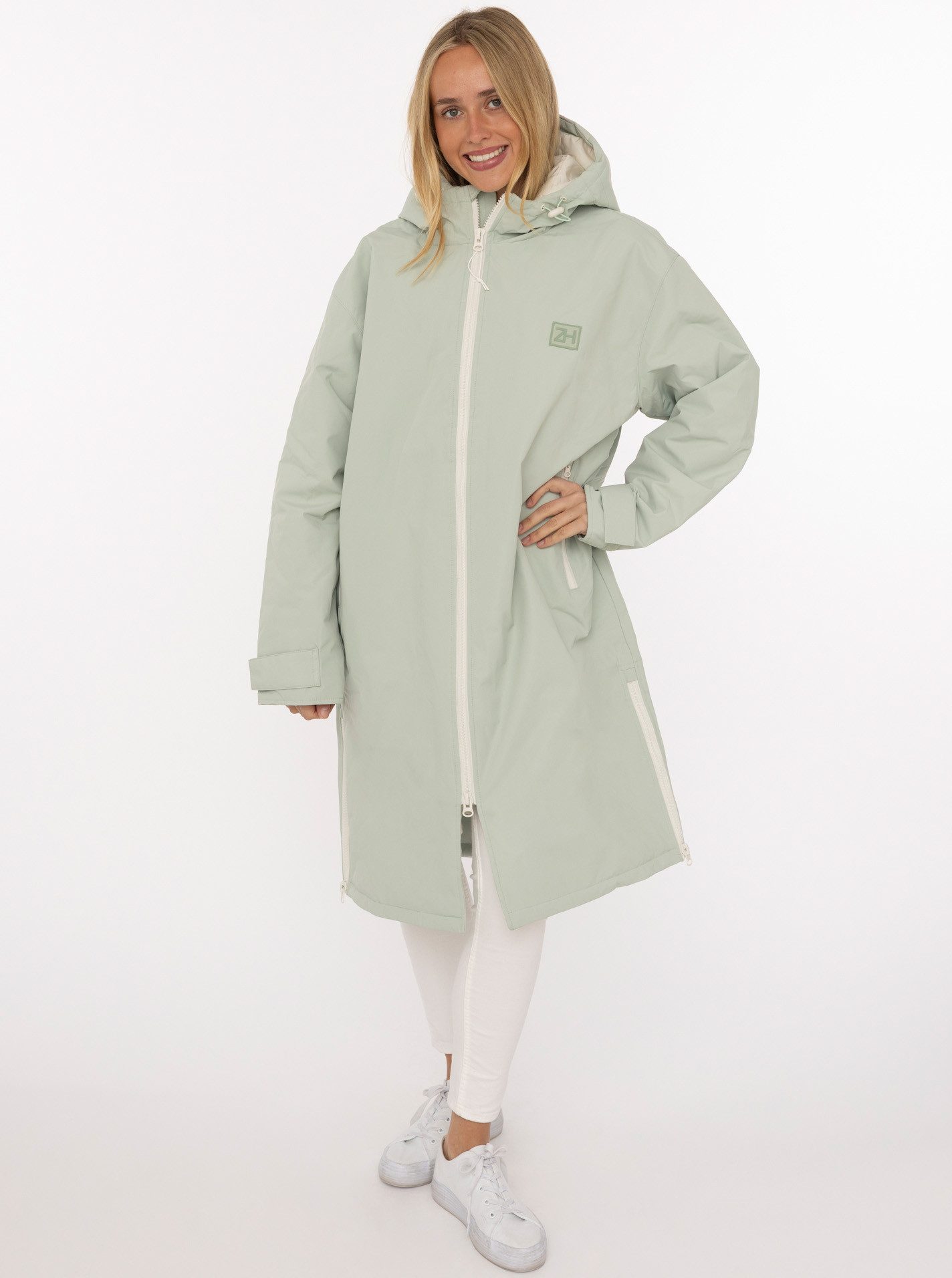 Zwillingsherz "Oversize Windjacke ZH" Kapuze, Reißverschluss, seitliche Taschen, leicht wattiert