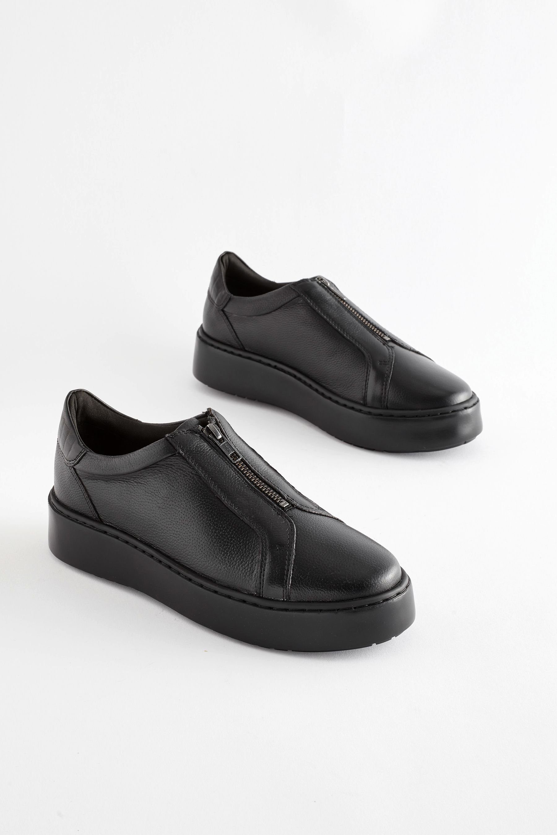 (1-tlg) RV-Sneaker mit Forever Black Comfort® Sneaker Sohle Next dicker