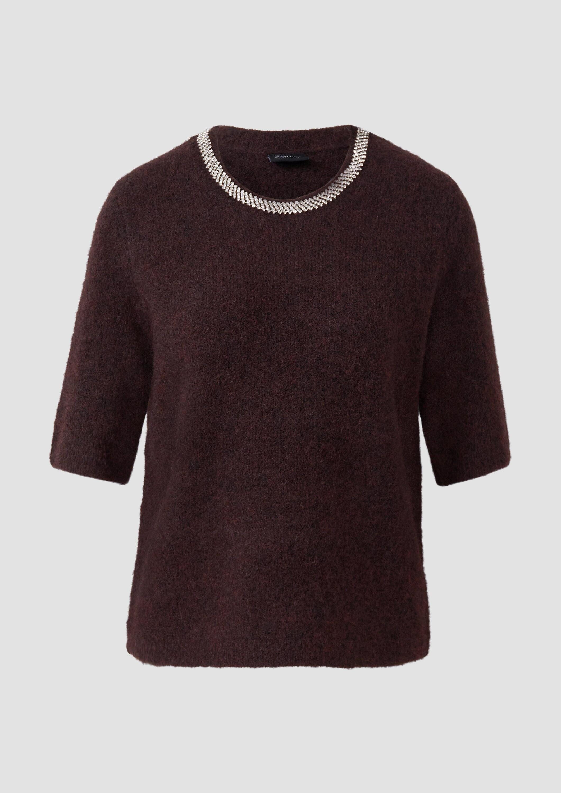 s.Oliver Kurzarmpullover Strickpullover Softer Kurzarm-Pullover aus Wollmix mit Schmuck-Detail
