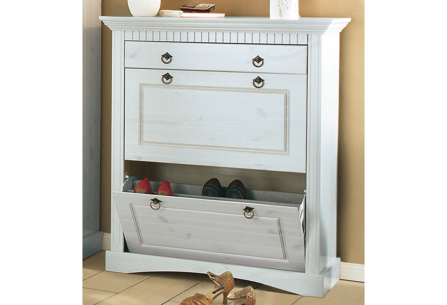 Home affaire Schuhkommode Rustic, aus massiver Kiefer, Breite 71 cm, Kassettenoptik