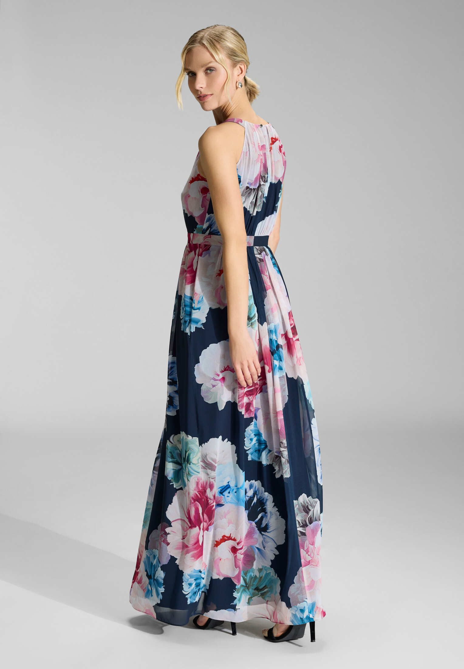 SWING Abendkleid - Abendkleid aus bedrucktem Chiffon Taillierter Schnitt mit fließendem Rockteil