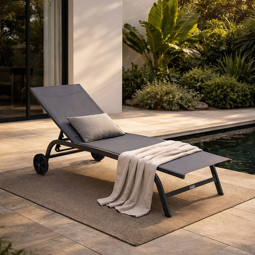 HOME DELUXE Gartenliege NAILEA DELUXE - 184 x 60 x 35 cm, verstellbare Rückenlehne, mit Rollen, Liegestuhl, Sonnenliege aus Alu