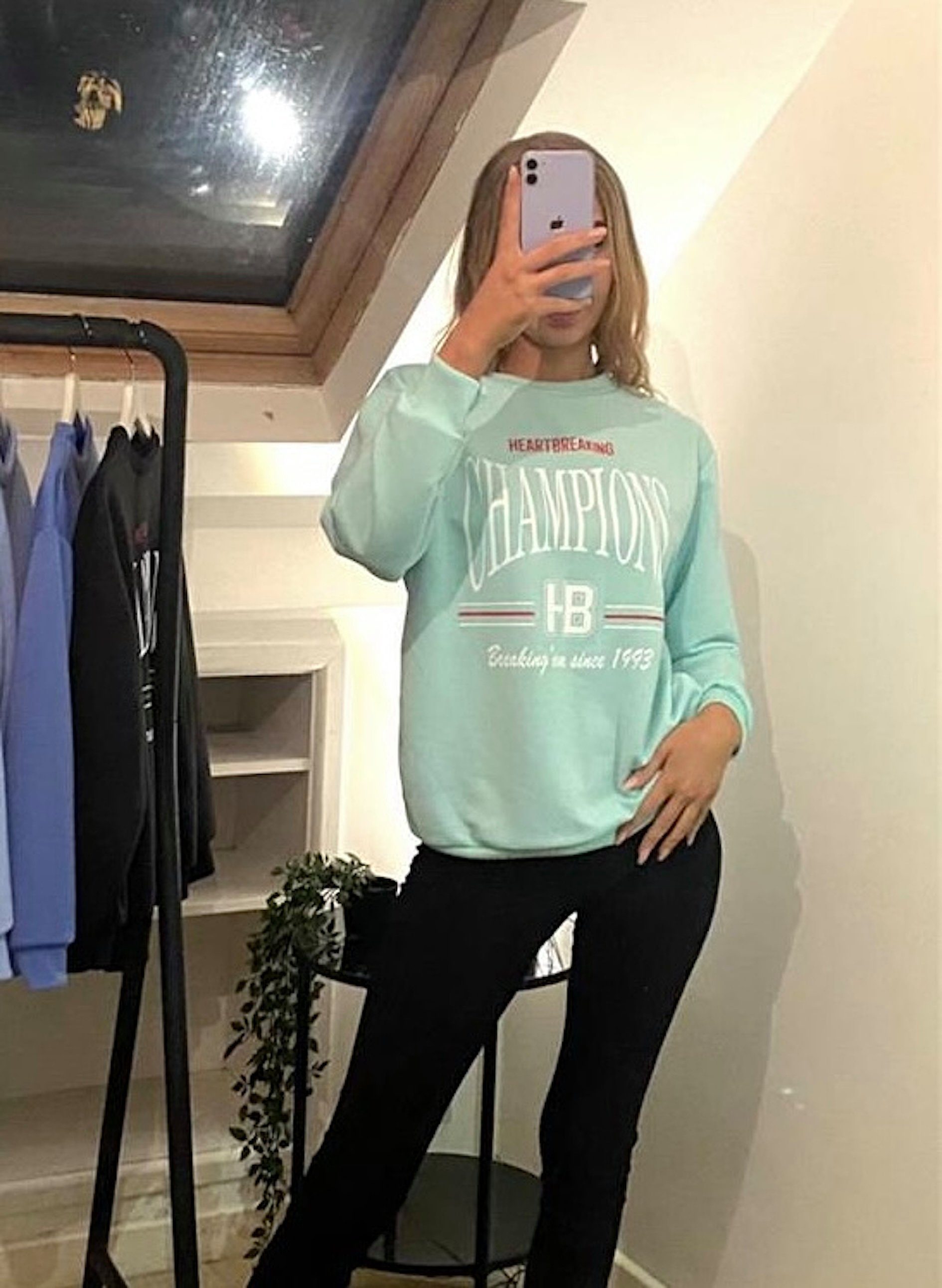 Worldclassca Sweatshirt Worldclassca Damen Sweatshirt College Champions Print Sport NEU