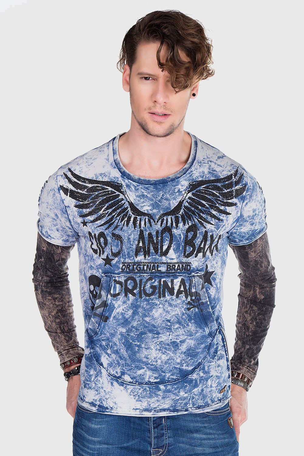 Cipo & Baxx T-Shirt Sweatshirt im lässigen Look