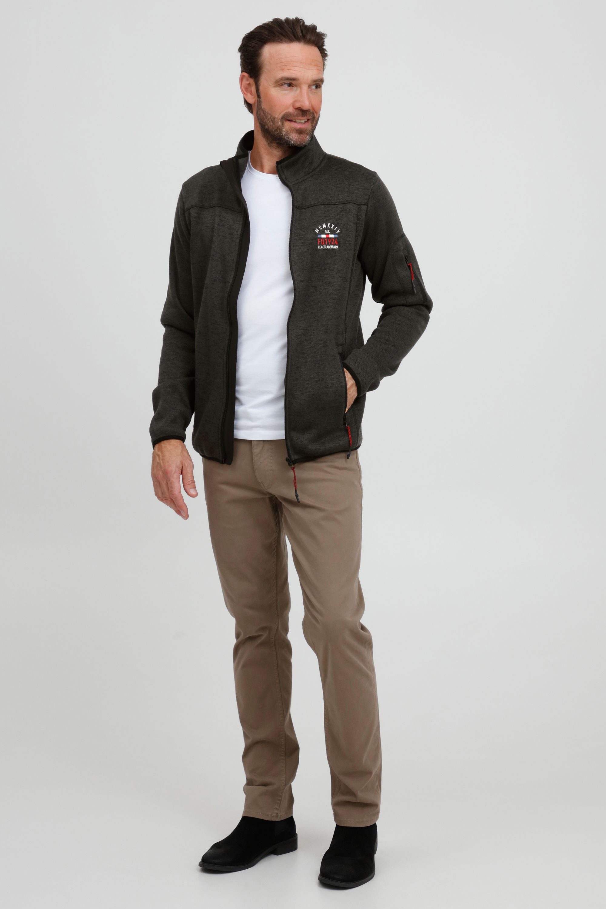 FQ1924 Fleecejacke FQBikker Modische Fleecejacke mit Stehkragen