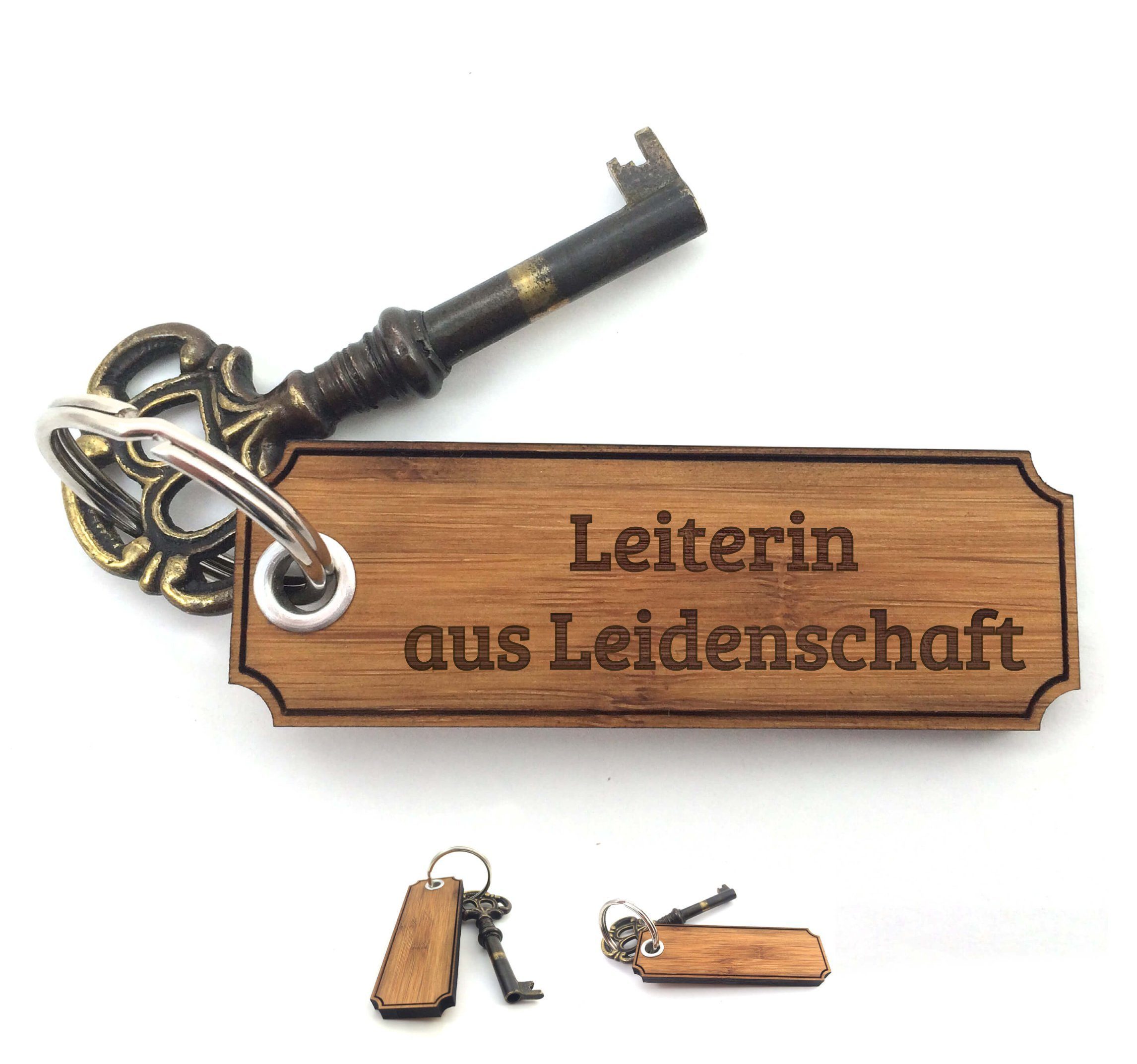 Leiterin - Schlüsselanhänger Gravur, Taschenanhänger, Berufsschule, Bambus Anhänger, Panda Mrs. Schlüsselanhänger, & (1-tlg) Abschied, Geschenke, Geschenk, Bachelor Mr. Schenken, -