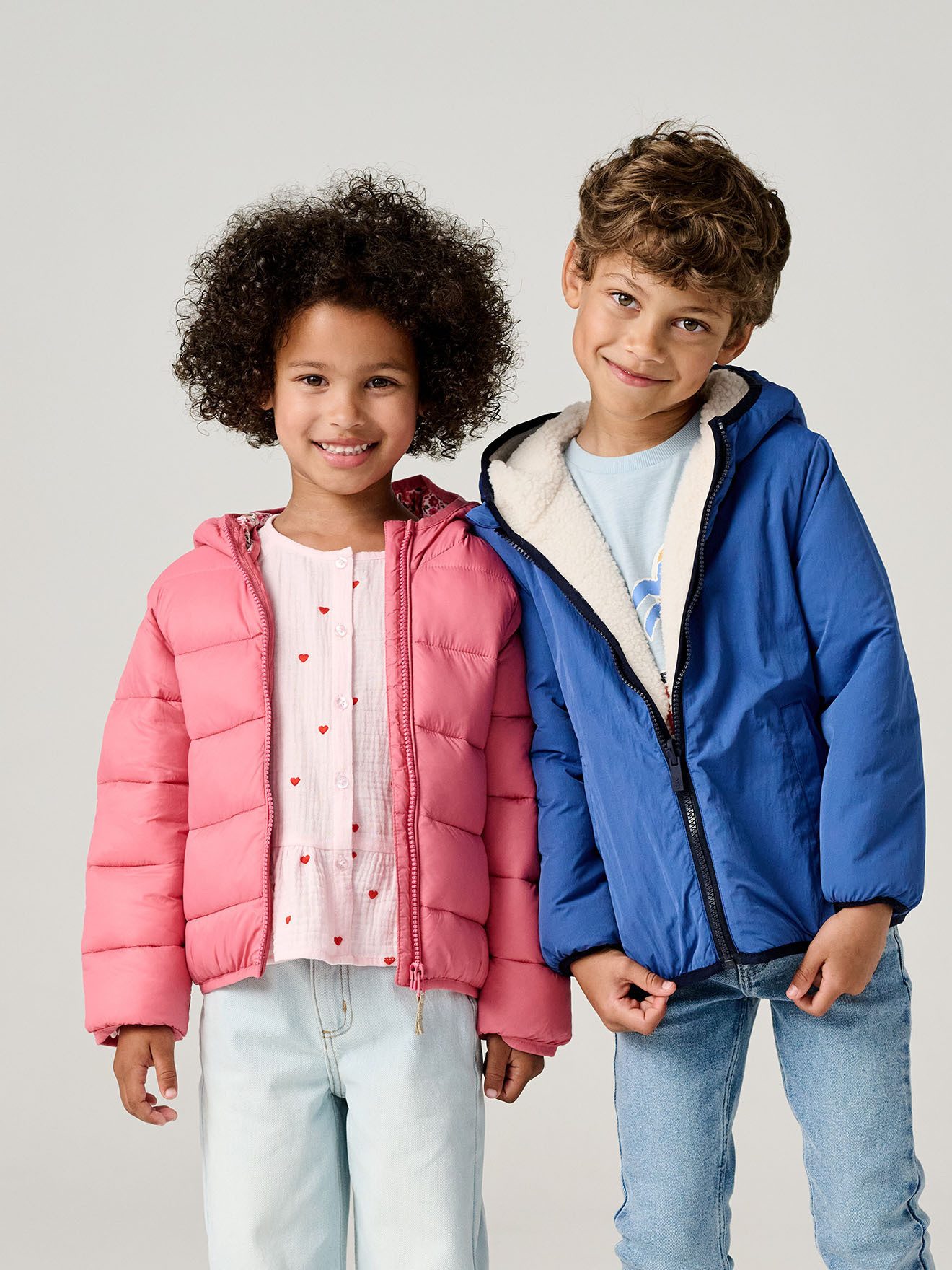 vertbaudet Steppjacke Mädchen Light-Steppjacke mit Kapuze, Recycling-Polyester