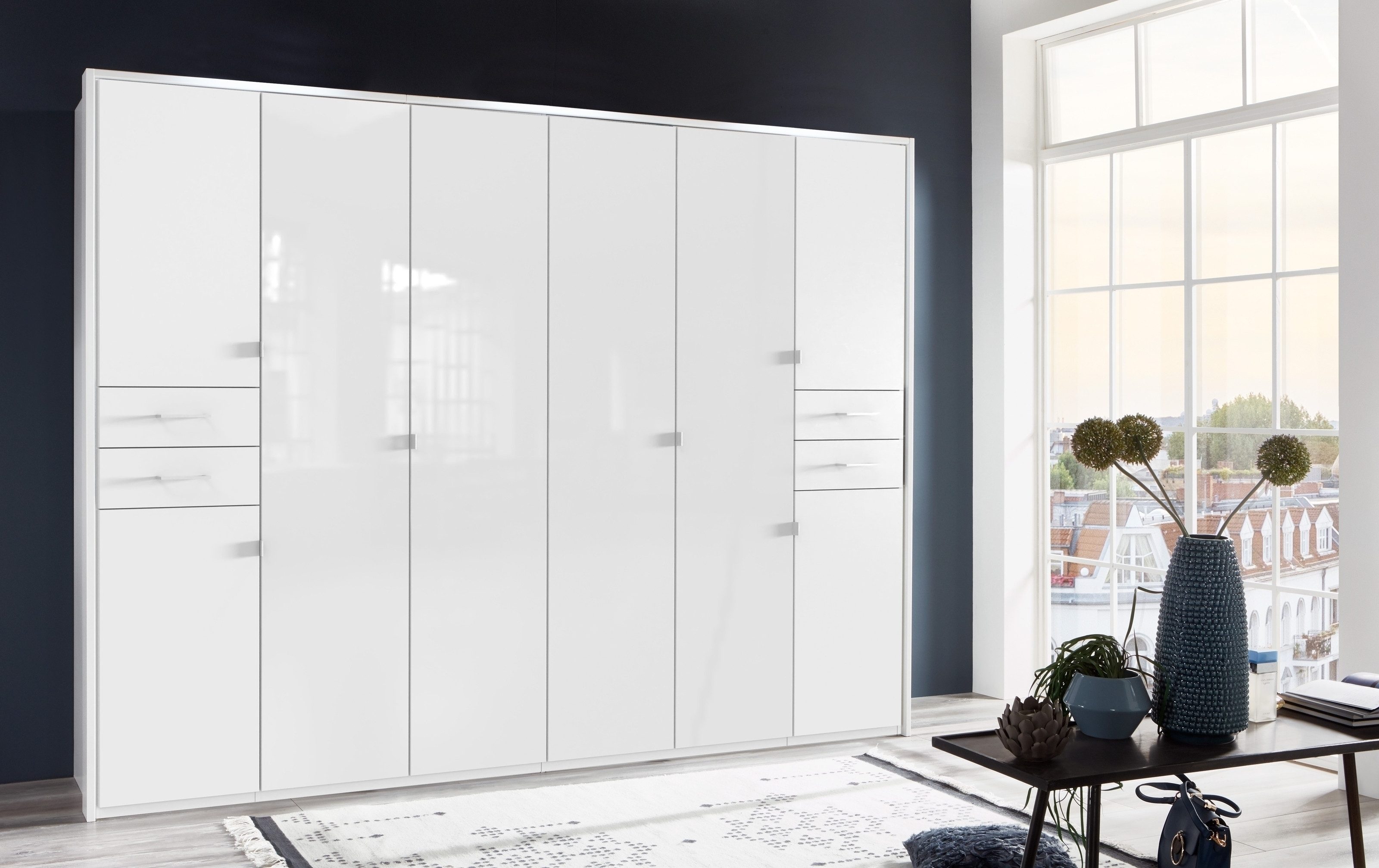 Drehtürenschrank in WEISS + GLAS WEISS - 270x208x58cm (BxHxT)