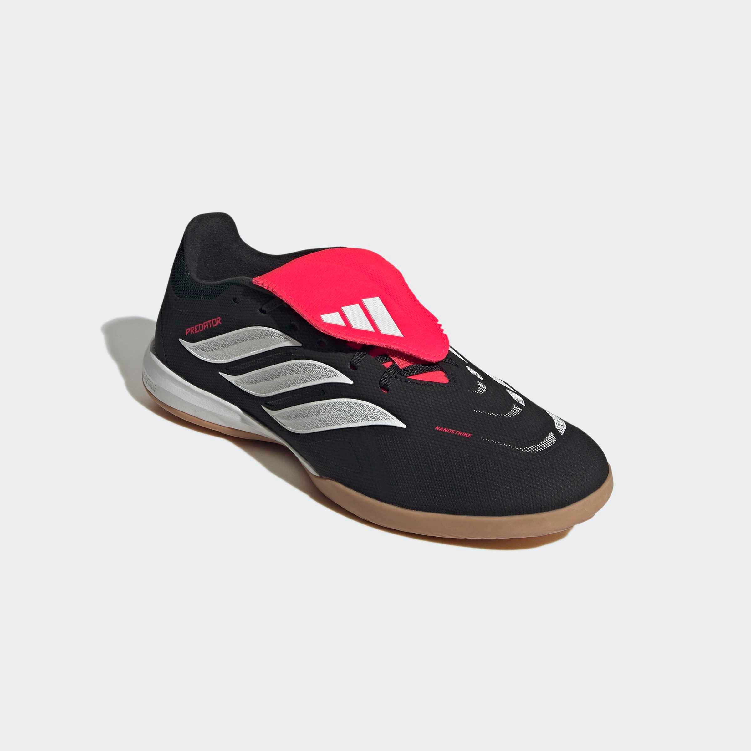 Core Black / Cloud White / Lucid Red