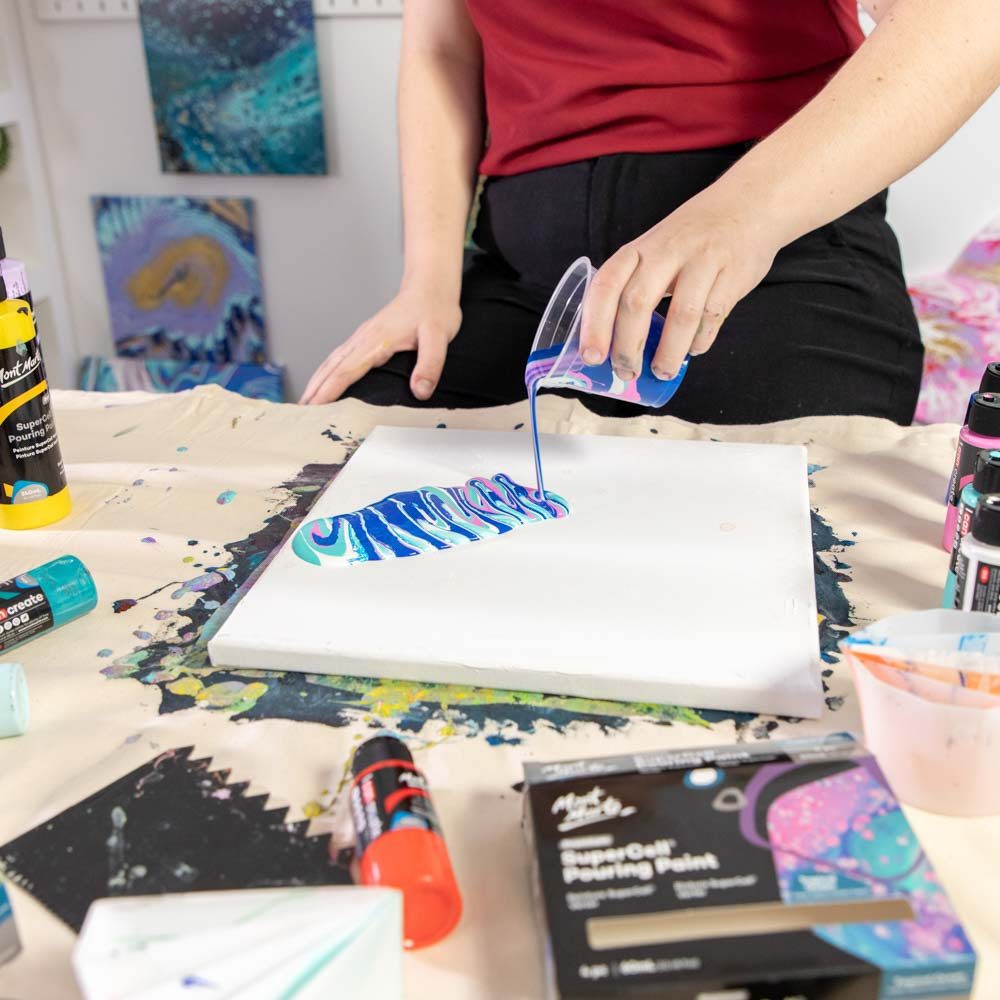 Mont Marte Bastelfarbe SuperCell® Pouring Acrylfarbe, Gieß-Acryl, je 4 x 60 ml, diverse Sets, Untereinander vermischbar & Bereits mit Pouring Medium vorgemischt