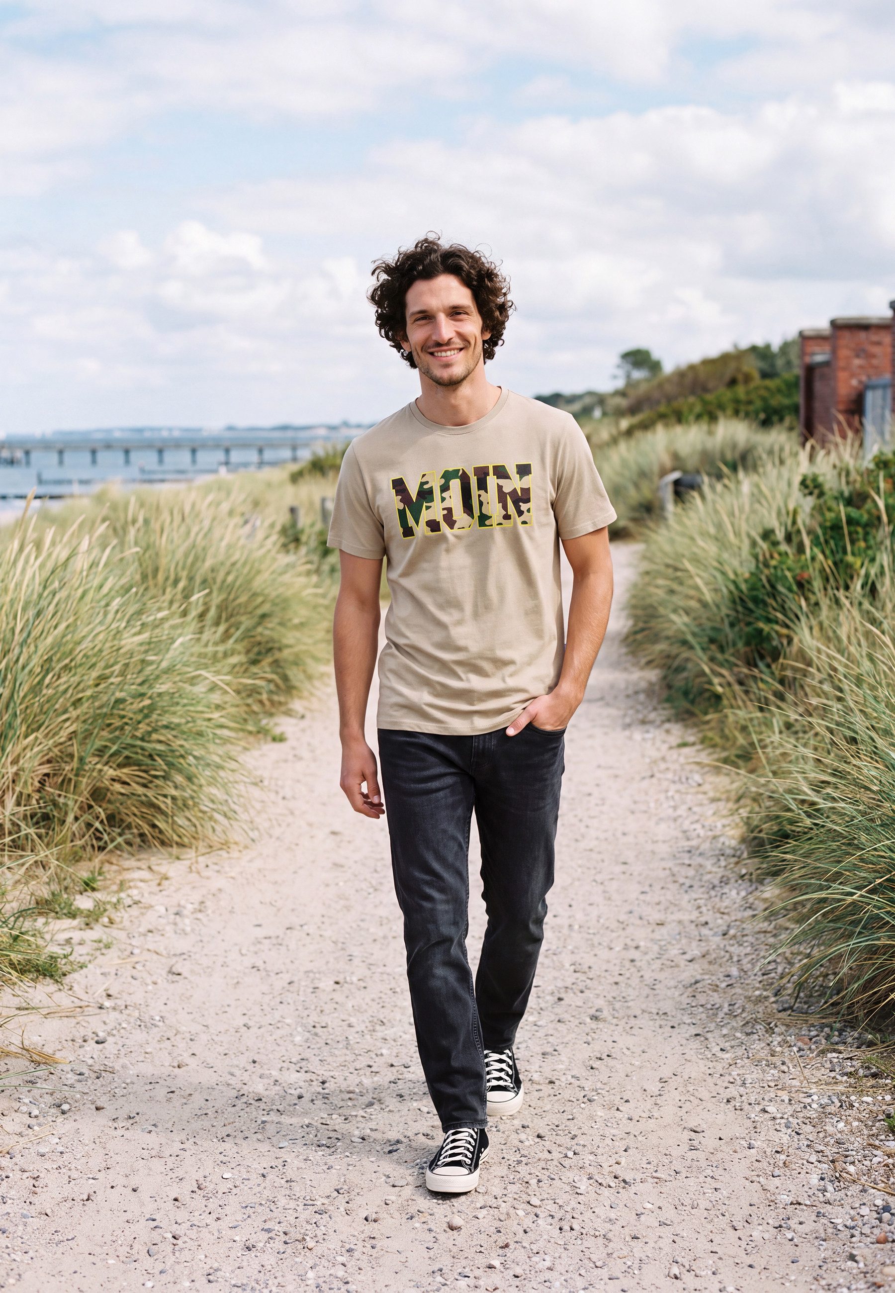 salzhaut T-Shirt Diek - Moin Camouflage Herren normale Passform salzhaut T-Shirt – bequeme Qualität und nordisch klares Design