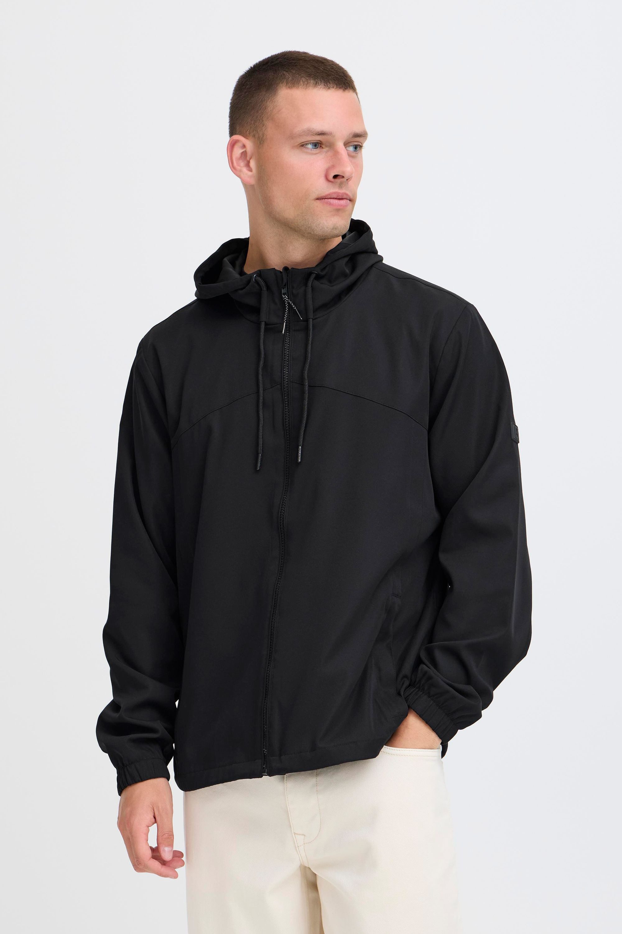 Blend Outdoorjacke BHEfi Komfortable Übergangsjacke mit Kapuze und seitlichen Eingriffstaschen