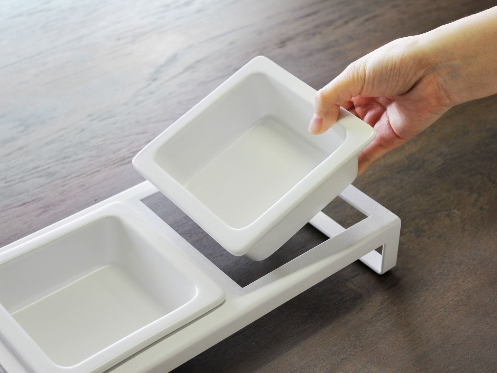 Yamazaki Futternapf Tower Doppelnapf 2 Schalen für Hunde Katzen Metallgestell, Keramik, Fressnapf, Napf, Katzennapf, Hundenapf, Futterstation