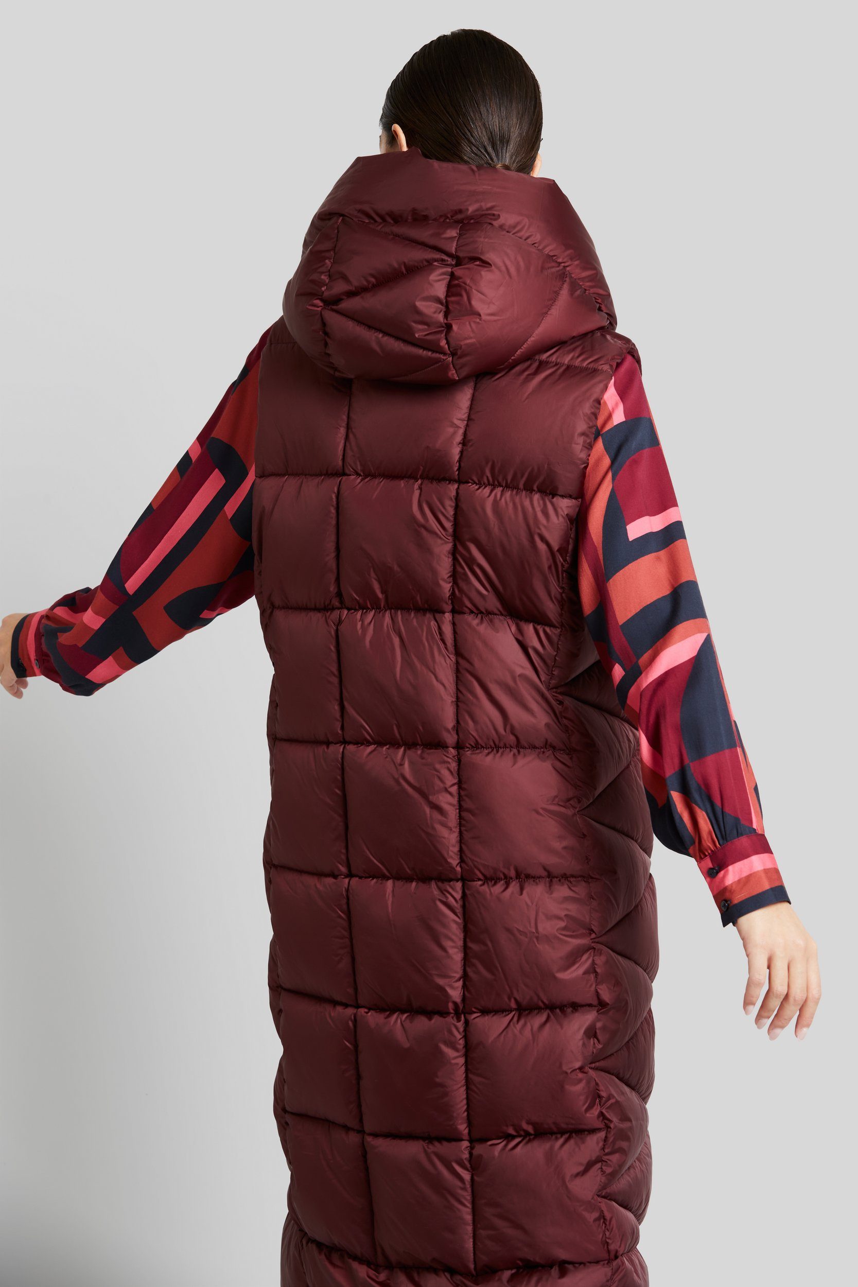 bugatti Longweste mit asymmetrischer Silhouette