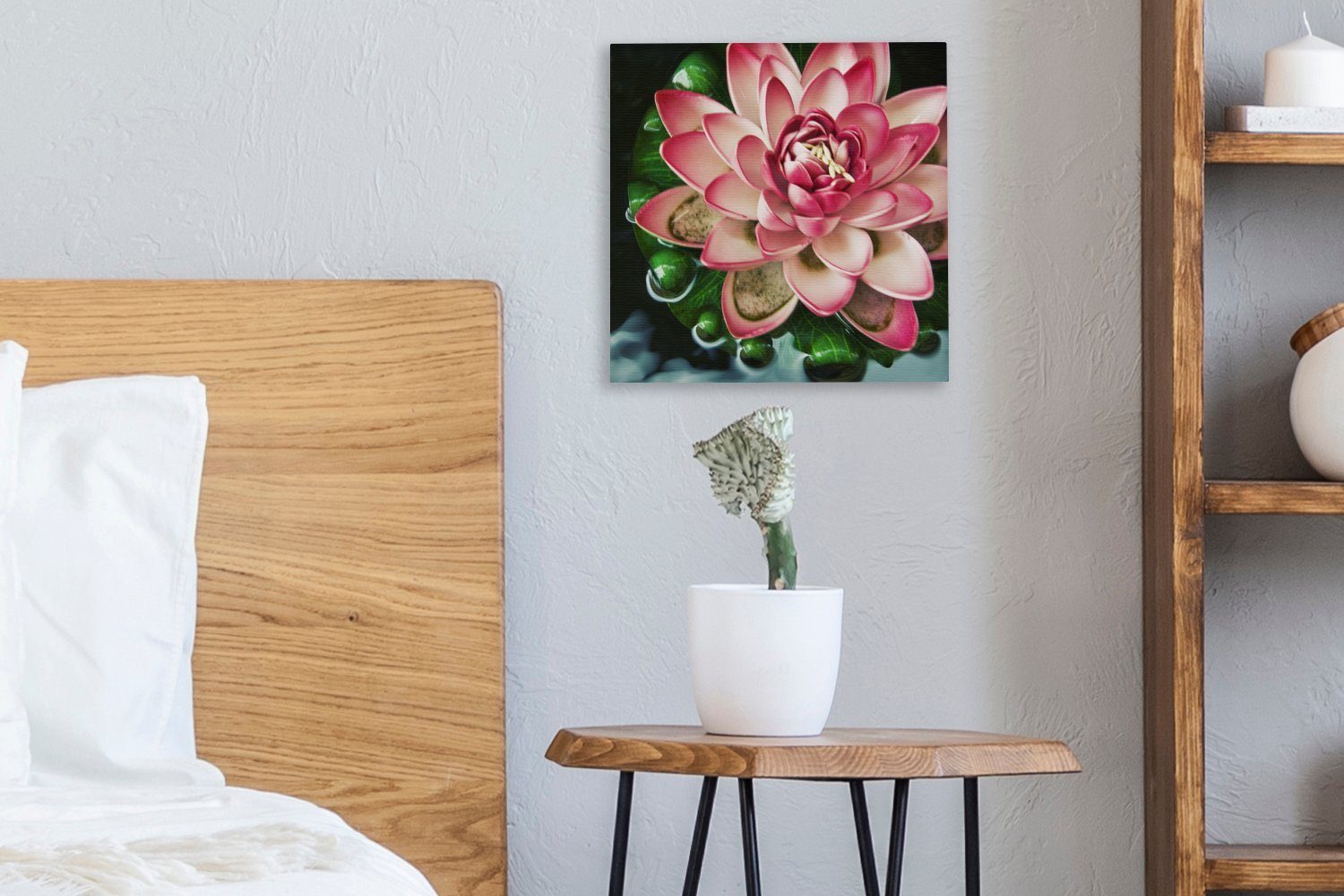 Ein für Bilder Leinwand einer Schlafzimmer rosa St), (1 OneMillionCanvasses® Koi-Karpfen mit Wohnzimmer Blume, Leinwandbild