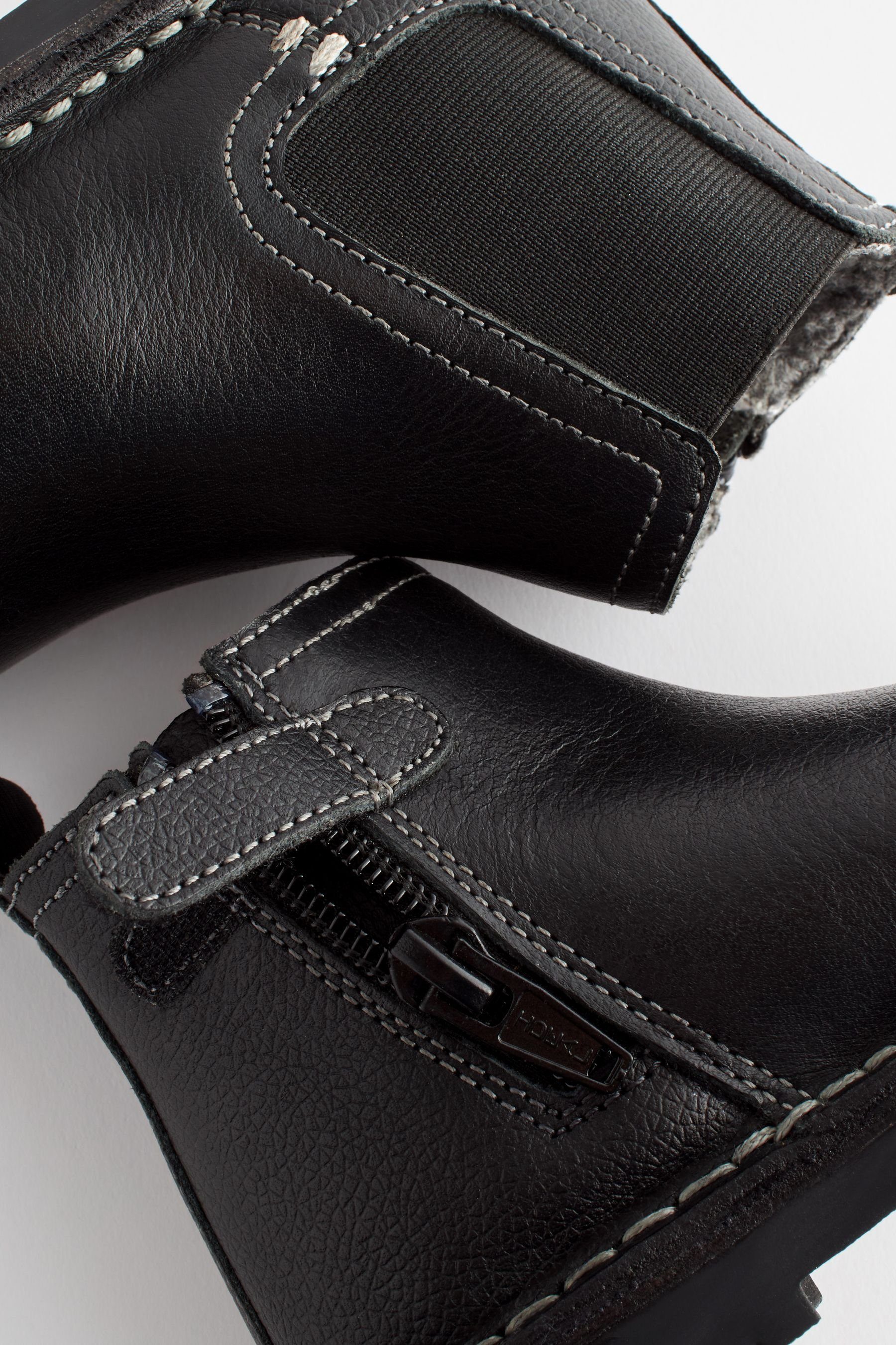 Next Chelsea-Stiefel aus Veloursleder, weite Passform Chelseaboots (1-tlg)