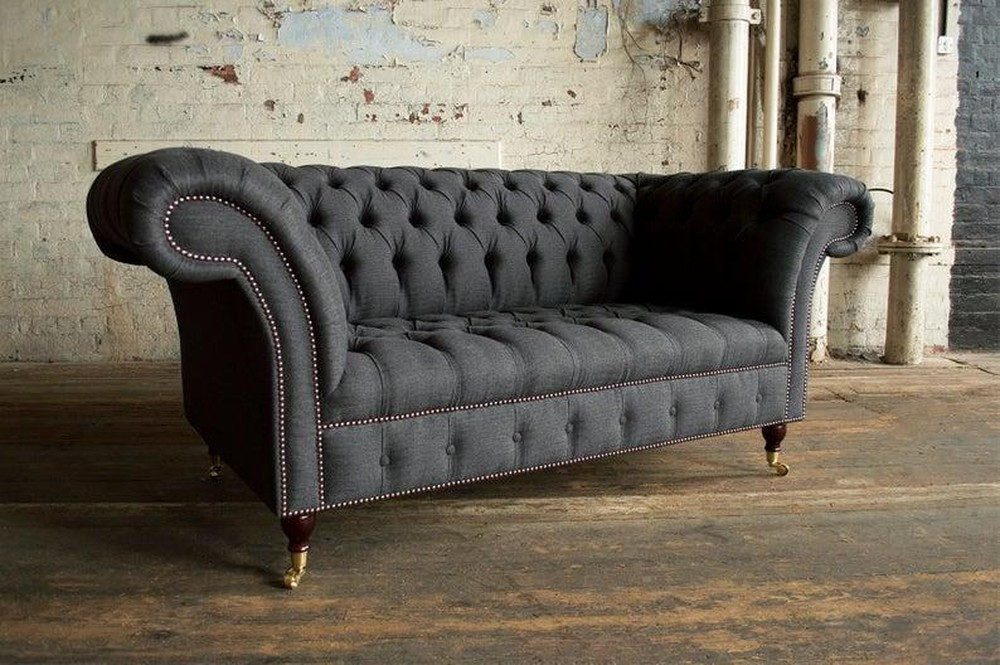 Chesterfield-Sofa Zweisimmer Sofa mit Textil-Polsterung in Dunkelgrau