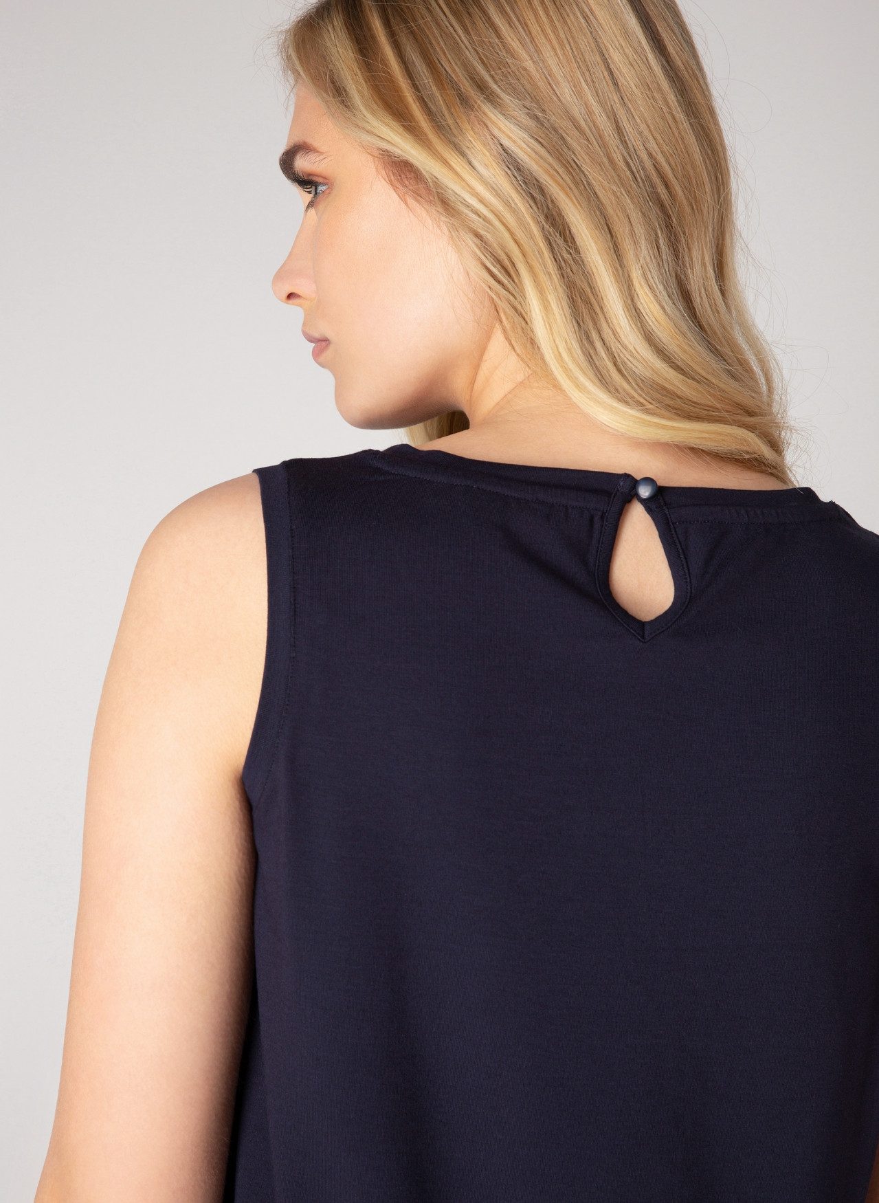 Base Level Shirttop Yasmin 1-Kopfverschluss im Nacken