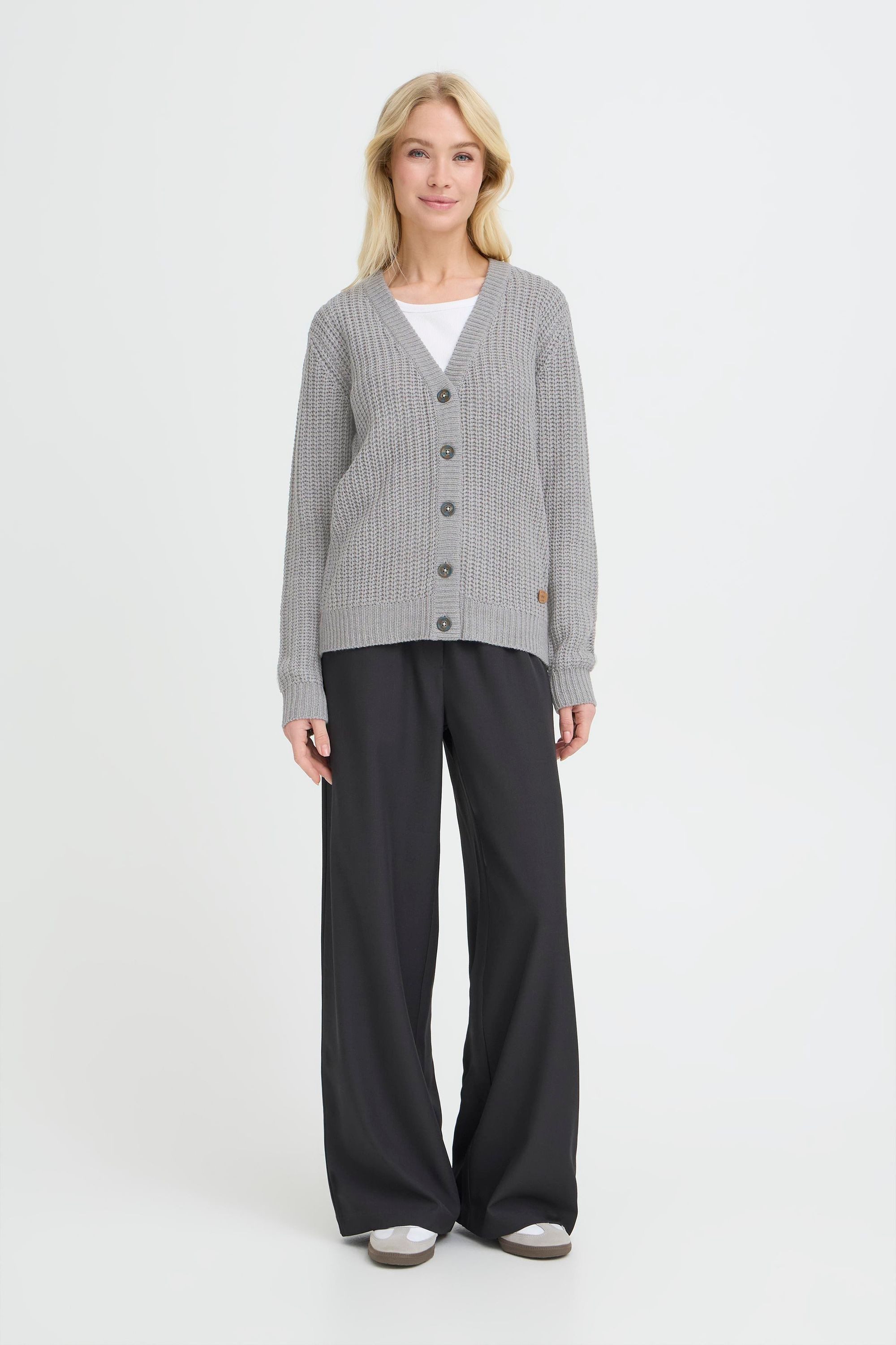 OXMO Strickjacke OXEdna Modischer Grobstrick-Cardigan mit V-Ausschnitt